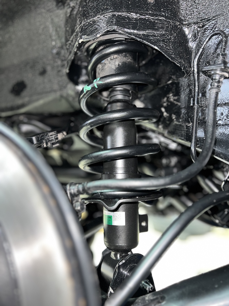 Honda CRV Gen3 | โช้คอัพ Tein EnduraPro Basic + ลูกหมาก 555 ญี่ปุ่นแท้ | คืนความหนึบแน่น - ยางเจริญรุ่งเรือง เราจัดชุดอัปเกรดช่วงล่างคุณภาพสูง! โช้คอัพ Tein EnduraPro Basic: คืนความ หนึบแน่น สไตล์ญี่ปุ่น ด้วยเทคโนโลยี H.B.S. ช่วยซับแรงกระแทกจากหลุมบ่อ ลูกหมากชุดใหญ่ (ตอง 5 ญี่ปุ่นแท้): เปลี่ยนชุดลูกหมากที่จำเป็นด้วยอะไหล่ "แน่น เหนียว ทนทาน" จาก Sankei 555 คืนความแม่นยำให้ระบบบังคับเลี้ยว สิ่งที่จะได้รับหลังจากติดตั้ง: ช่วงล่างหนึบ มั่นคง: เข้าโค้งมั่นใจ ลดอาการโคลงเคลง พร้อมการซับแรงกระแทกที่ดีขึ้น พวงมาลัยแม่นยำ: แก้ปัญหาอาการหลวม, เสียงดัง และคืนความสมบูรณ์ให้การควบคุม คุณภาพพรีเมียม: ใช้โช้คอัพคุณภาพสูง และลูกหมากญี่ปุ่นแท้ที่ไว้ใจได้ในความทนทาน จบครบในที่เดียว: ติดตั้ง Setup และตั้งศูนย์โดยทีมช่างผู้เชี่ยวชาญ เหมาะสำหรับใคร? เจ้าของ CRV Gen3 ที่ต้องการฟื้นฟูช่วงล่างให้กลับมาสมบูรณ์แบบ 100% ผู้ที่ต้องการอะไหล่ที่ทนทาน เน้นความปลอดภัยและสมรรถนะการขับขี่ อย่าปล่อยให้อะไหล่เสื่อม! แวะมาตรวจเช็กกับผู้เชี่ยวชาญวันนี้ครับ สอบถามข้อมูลเพิ่มเติม หรือนัดหมายเข้ารับบริการ ️ : 08-6569-1915 ️ : 08-6544-5963 Line id : @88rw Location : https://goo.gl/maps/HrNUAZXPN94KvxZ98 Facebook : https://www.facebook.com/88rwtire #Honda #CRV #Tein #EnduraPro #ลูกหมาก555 #ช่วงล่าง #โช้คอัพ #ยางเจริญรุ่งเรือง #นนทบุรี #งามวงศ์วาน #ตั้งศูนย์ #อะไหล่ช่วงล่าง Honda CRV Gen3 | โช้คอัพ Tein EnduraPro Basic + ลูกหมาก 555 ญี่ปุ่นแท้ | คืนความหนึบแน่น - ยางเจริญรุ่งเรือง เราจัดชุดอัปเกรดช่วงล่างคุณภาพสูง! โช้คอัพ Tein EnduraPro Basic: คืนความ หนึบแน่น สไตล์ญี่ปุ่น ด้วยเทคโนโลยี H.B.S. ช่วยซับแรงกระแทกจากหลุมบ่อ ลูกหมากชุดใหญ่ (ตอง 5 ญี่ปุ่นแท้): เปลี่ยนชุดลูกหมากที่จำเป็นด้วยอะไหล่ "แน่น เหนียว ทนทาน" จาก Sankei 555 คืนความแม่นยำให้ระบบบังคับเลี้ยว สิ่งที่จะได้รับหลังจากติดตั้ง: ช่วงล่างหนึบ มั่นคง: เข้าโค้งมั่นใจ ลดอาการโคลงเคลง พร้อมการซับแรงกระแทกที่ดีขึ้น พวงมาลัยแม่นยำ: แก้ปัญหาอาการหลวม, เสียงดัง และคืนความสมบูรณ์ให้การควบคุม คุณภาพพรีเมียม: ใช้โช้คอัพคุณภาพสูง และลูกหมากญี่ปุ่นแท้ที่ไว้ใจได้ในความทนทาน จบครบในที่เดียว: ติดตั้ง Setup และตั้งศูนย์โดยทีมช่างผู้เชี่ยวชาญ เหมาะสำหรับใคร? เจ้าของ CRV Gen3 ที่ต้องการฟื้นฟูช่วงล่างให้กลับมาสมบูรณ์แบบ 100% ผู้ที่ต้องการอะไหล่ที่ทนทาน เน้นความปลอดภัยและสมรรถนะการขับขี่ อย่าปล่อยให้อะไหล่เสื่อม! แวะมาตรวจเช็กกับผู้เชี่ยวชาญวันนี้ครับ สอบถามข้อมูลเพิ่มเติม หรือนัดหมายเข้ารับบริการ ️ : 08-6569-1915 ️ : 08-6544-5963 Line id : @88rw Location : https://goo.gl/maps/HrNUAZXPN94KvxZ98 Facebook : https://www.facebook.com/88rwtire #Honda #CRV #Tein #EnduraPro #ลูกหมาก555 #ช่วงล่าง #โช้คอัพ #ยางเจริญรุ่งเรือง #นนทบุรี #งามวงศ์วาน #ตั้งศูนย์ #อะไหล่ช่วงล่าง