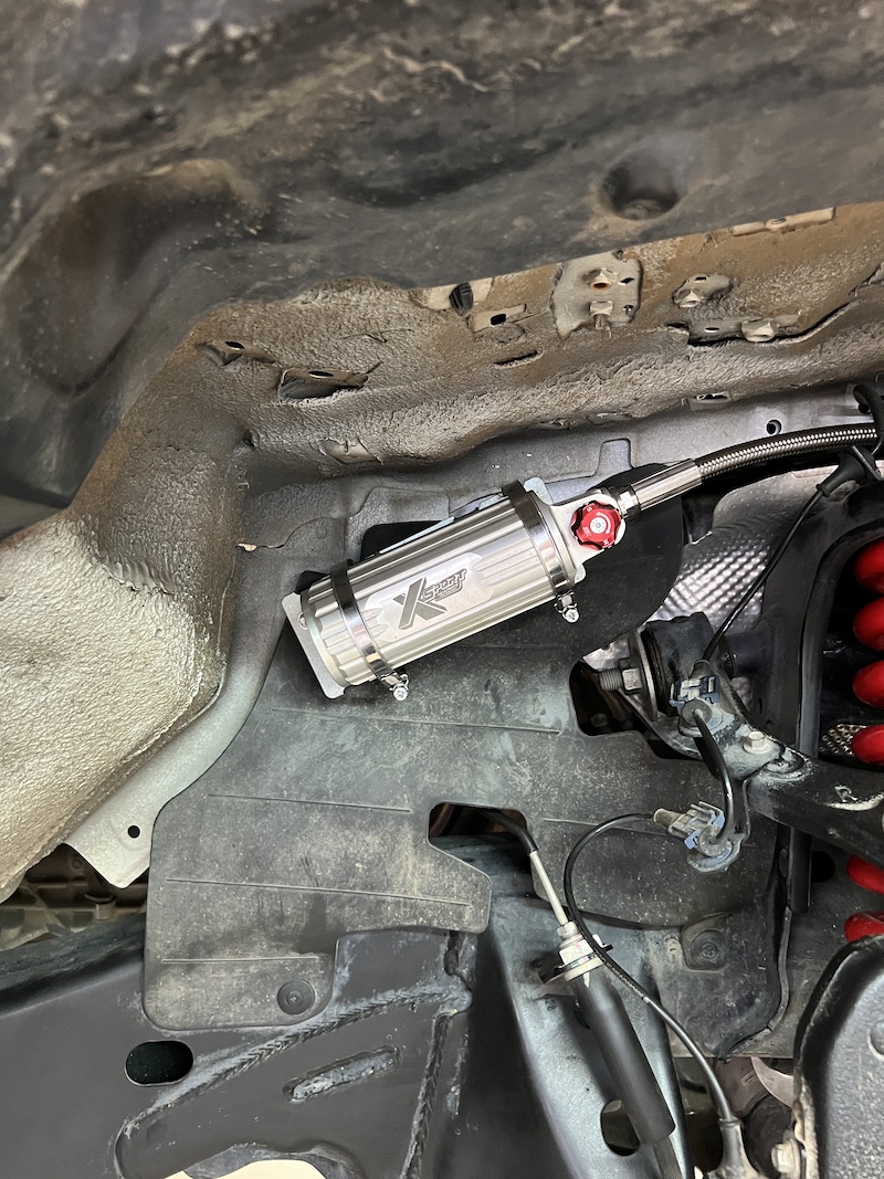 TANK 300 | โช้คอัพ YSS X-Sport + สปริง Performance | หนึบ แกร่ง พร้อมลุยทุกเส้นทาง - ยางเจริญรุ่งเรือง TANK 300 คันนี้...อัปเกรดความแกร่งให้เป็น "สายลุย" ตัวจริง! ️ ใครใช้ TANK 300 แล้วต้องการให้รถพร้อมลุยออฟโรด, ขับทางไกลมั่นใจขึ้น, และได้ช่วงล่างที่ หนึบแน่น ทรงตัวดีเยี่ยม... ถึงเวลาเปลี่ยนมาใช้ชุดอัปเกรดระดับ Performance แล้วครับ! ติดตั้งชุดโช้คอัพ YSS X-Sport พร้อมสปริง YSS Performance สิ่งที่จะได้รับหลังจากติดตั้ง: สมรรถนะ Off-Road ขั้นสูง: โช้คอัพ YSS X-Sport (Monotube) ออกแบบมาเพื่อการใช้งานที่ทนทานภายใต้แรงกระแทกหนักๆ หนึบ นิ่ง มั่นใจ: ลดอาการโคลงและโยนของตัวรถอย่างชัดเจน ทำให้เข้าโค้งมั่นใจแม้บนถนนขรุขระ ระบายความร้อนยอดเยี่ยม: ด้วยระบบ Monotube และซับแทงก์ (Sub-Tank) (ในบางรุ่นย่อย) ทำให้โช้คอัพทำงานเสถียรต่อเนื่อง จบครบในที่เดียว: ติดตั้ง Setup และ ตั้งศูนย์ (Hunter) โดยทีมช่างผู้เชี่ยวชาญ เหมาะสำหรับใคร? เจ้าของ TANK 300 ที่เน้นการขับขี่แบบ Adventure / Off-Road ผู้ที่ต้องการ Performance สูงสุด ทั้งความทนทานและการควบคุมรถ ปล่อยความแกร่งที่ซ่อนอยู่! อัปเกรดช่วงล่าง TANK 300 กับเราวันนี้ครับ สอบถามข้อมูลเพิ่มเติม หรือนัดหมายเข้ารับบริการ ️ : 08-6569-1915 ️ : 08-6544-5963 Line id : @88rw Location : https://goo.gl/maps/HrNUAZXPN94KvxZ98 Facebook : https://www.facebook.com/88rwtire #TANK300 #TANK #YSS #YSSSuspension #XSport #โช้คอัพ #ช่วงล่าง #สายลุย #Offroad #ยางเจริญรุ่งเรือง #นนทบุรี #งามวงศ์วาน #ตั้งศูนย์ TANK 300 | โช้คอัพ YSS X-Sport + สปริง Performance | หนึบ แกร่ง พร้อมลุยทุกเส้นทาง - ยางเจริญรุ่งเรือง TANK 300 คันนี้...อัปเกรดความแกร่งให้เป็น "สายลุย" ตัวจริง! ️ ใครใช้ TANK 300 แล้วต้องการให้รถพร้อมลุยออฟโรด, ขับทางไกลมั่นใจขึ้น, และได้ช่วงล่างที่ หนึบแน่น ทรงตัวดีเยี่ยม... ถึงเวลาเปลี่ยนมาใช้ชุดอัปเกรดระดับ Performance แล้วครับ! ติดตั้งชุดโช้คอัพ YSS X-Sport พร้อมสปริง YSS Performance สิ่งที่จะได้รับหลังจากติดตั้ง: สมรรถนะ Off-Road ขั้นสูง: โช้คอัพ YSS X-Sport (Monotube) ออกแบบมาเพื่อการใช้งานที่ทนทานภายใต้แรงกระแทกหนักๆ หนึบ นิ่ง มั่นใจ: ลดอาการโคลงและโยนของตัวรถอย่างชัดเจน ทำให้เข้าโค้งมั่นใจแม้บนถนนขรุขระ ระบายความร้อนยอดเยี่ยม: ด้วยระบบ Monotube และซับแทงก์ (Sub-Tank) (ในบางรุ่นย่อย) ทำให้โช้คอัพทำงานเสถียรต่อเนื่อง จบครบในที่เดียว: ติดตั้ง Setup และ ตั้งศูนย์ (Hunter) โดยทีมช่างผู้เชี่ยวชาญ เหมาะสำหรับใคร? เจ้าของ TANK 300 ที่เน้นการขับขี่แบบ Adventure / Off-Road ผู้ที่ต้องการ Performance สูงสุด ทั้งความทนทานและการควบคุมรถ ปล่อยความแกร่งที่ซ่อนอยู่! อัปเกรดช่วงล่าง TANK 300 กับเราวันนี้ครับ สอบถามข้อมูลเพิ่มเติม หรือนัดหมายเข้ารับบริการ ️ : 08-6569-1915 ️ : 08-6544-5963 Line id : @88rw Location : https://goo.gl/maps/HrNUAZXPN94KvxZ98 Facebook : https://www.facebook.com/88rwtire #TANK300 #TANK #YSS #YSSSuspension #XSport #โช้คอัพ #ช่วงล่าง #สายลุย #Offroad #ยางเจริญรุ่งเรือง #นนทบุรี #งามวงศ์วาน #ตั้งศูนย์