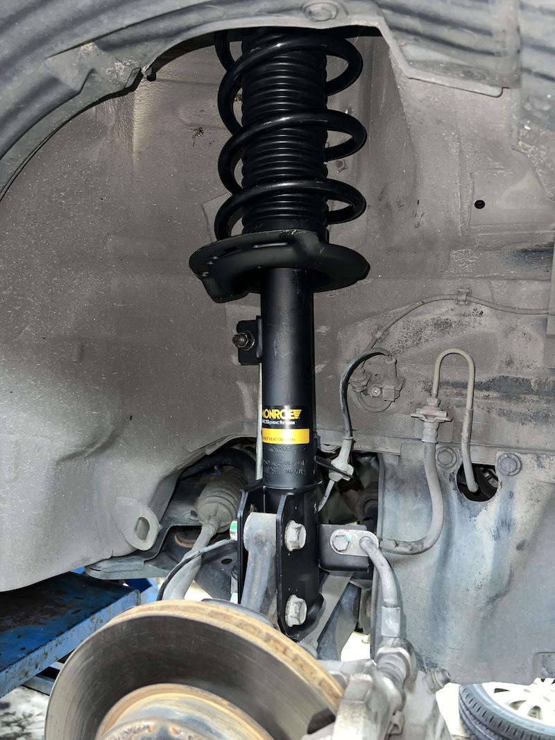 Suzuki Swift 1.2 (ปี 2012) ติดตั้งโช้คอัพ Monroe OE Spectrum พร้อมอะไหล่ส่วนควบใหม่ทั้งหมด สิ่งที่จะได้รับหลังจากติดตั้ง: ฟีลลิ่งแบบรถยุโรป: โช้คอัพ Monroe OE Spectrum ให้ความ นุ่มนวล และยืดหยุ่นสูง ขับสบายในทุกสภาพถนน ไร้กังวลเรื่องเสียง: เทคโนโลยี ICV ช่วยลดแรงสั่นสะเทือนและเสียงรบกวนในห้องโดยสาร ทำให้การขับขี่เงียบขึ้น ทนทานกว่าเดิม: ผลิตด้วยวัสดุคุณภาพสูง ทนทานต่อการใช้งาน และยืดอายุการใช้งานของช่วงล่าง ความมั่นคงที่เพิ่มขึ้น: รถทรงตัวได้นิ่งขึ้น ลดอาการโคลงเคลง เข้าโค้งมั่นใจ เหมาะสำหรับใคร? เจ้าของ Suzuki Swift ที่ต้องการความสบายในการขับขี่ประจำวัน ผู้ที่ต้องการอัปเกรดช่วงล่างให้มีความมั่นคง ปลอดภัย และนุ่มนวลยิ่งขึ้น สำหรับเจ้าของ Swift ที่อยากได้ฟีลลิ่งขับขี่ที่สบายขึ้น แต่มั่นใจกว่าเดิม Monroe OE Spectrum คือคำตอบ! สอบถามข้อมูลเพิ่มเติม หรือนัดหมายเข้ารับบริการ ️ : 08-6569-1915 ️ : 08-6544-5963 Line id : @88rw Location : https://goo.gl/maps/HrNUAZXPN94KvxZ98 Facebook : https://www.facebook.com/88rwtire #Suzuki #Swift #Monroe #OESpectrum #โช้คอัพ #ช่วงล่าง #ยางเจริญรุ่งเรือง #นนทบุรี #งามวงศ์วาน #ยางรถยนต์นนทบุรี #ช่วงล่างรถยนต์ #โช้คอัพรถยนต์ Suzuki Swift 1.2 (ปี 2012) ติดตั้งโช้คอัพ Monroe OE Spectrum พร้อมอะไหล่ส่วนควบใหม่ทั้งหมด สิ่งที่จะได้รับหลังจากติดตั้ง: ฟีลลิ่งแบบรถยุโรป: โช้คอัพ Monroe OE Spectrum ให้ความ นุ่มนวล และยืดหยุ่นสูง ขับสบายในทุกสภาพถนน ไร้กังวลเรื่องเสียง: เทคโนโลยี ICV ช่วยลดแรงสั่นสะเทือนและเสียงรบกวนในห้องโดยสาร ทำให้การขับขี่เงียบขึ้น ทนทานกว่าเดิม: ผลิตด้วยวัสดุคุณภาพสูง ทนทานต่อการใช้งาน และยืดอายุการใช้งานของช่วงล่าง ความมั่นคงที่เพิ่มขึ้น: รถทรงตัวได้นิ่งขึ้น ลดอาการโคลงเคลง เข้าโค้งมั่นใจ เหมาะสำหรับใคร? เจ้าของ Suzuki Swift ที่ต้องการความสบายในการขับขี่ประจำวัน ผู้ที่ต้องการอัปเกรดช่วงล่างให้มีความมั่นคง ปลอดภัย และนุ่มนวลยิ่งขึ้น สำหรับเจ้าของ Swift ที่อยากได้ฟีลลิ่งขับขี่ที่สบายขึ้น แต่มั่นใจกว่าเดิม Monroe OE Spectrum คือคำตอบ! สอบถามข้อมูลเพิ่มเติม หรือนัดหมายเข้ารับบริการ ️ : 08-6569-1915 ️ : 08-6544-5963 Line id : @88rw Location : https://goo.gl/maps/HrNUAZXPN94KvxZ98 Facebook : https://www.facebook.com/88rwtire #Suzuki #Swift #Monroe #OESpectrum #โช้คอัพ #ช่วงล่าง #ยางเจริญรุ่งเรือง #นนทบุรี #งามวงศ์วาน #ยางรถยนต์นนทบุรี #ช่วงล่างรถยนต์ #โช้คอัพรถยนต์