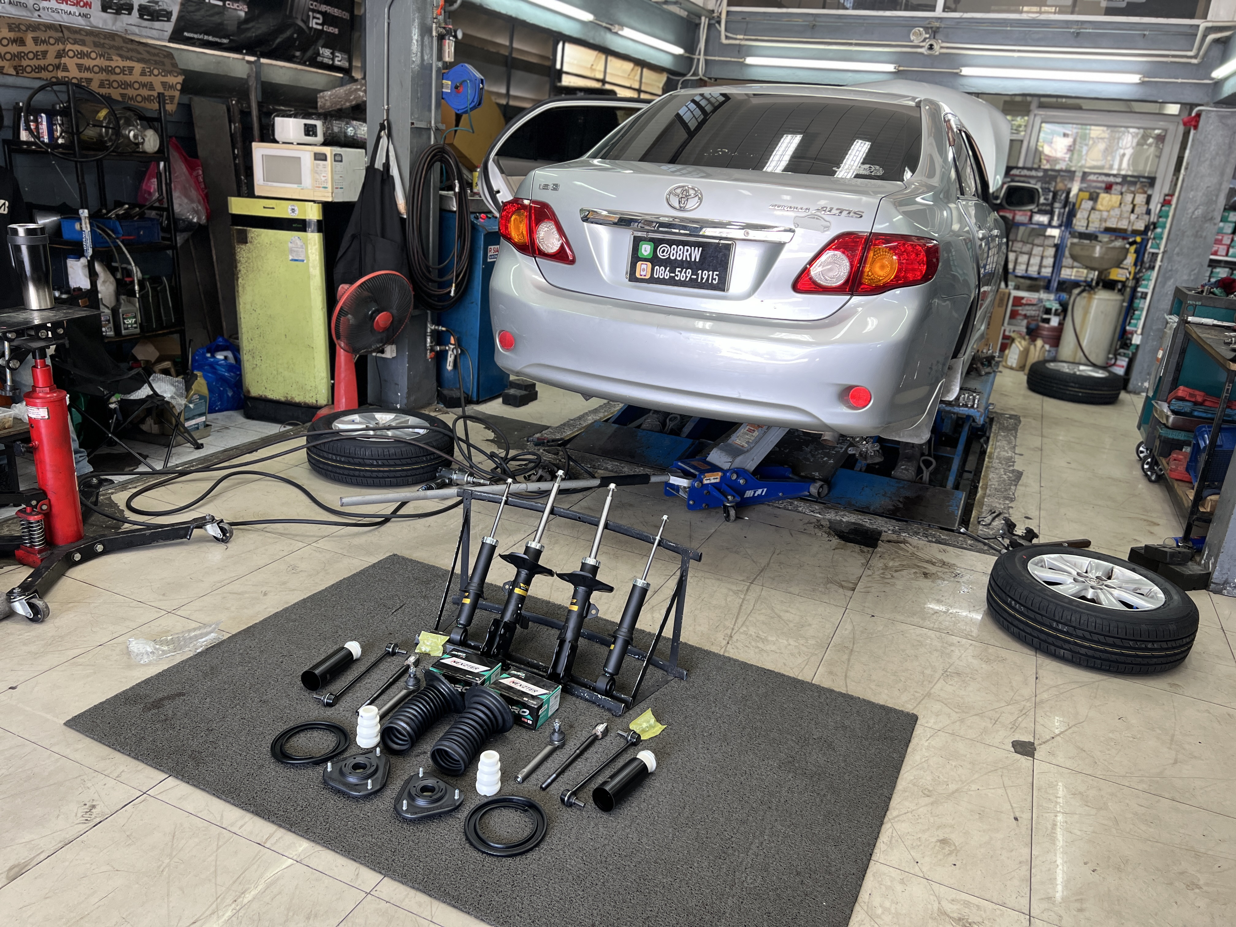 ซ่อมช่วงล่างครั้งใหญ่ Toyota Altis 2008 ระยะ 200,000 กม. ที่ร้านยางเจริญรุ่งเรือง นนทบุรี เปลี่ยนโช้คอัพ Monroe OE Spectrum ผ้าเบรก Nexzter Pro Spec และลูกหมากตอง5 ญี่ปุ่น 3 จุด พร้อมตั้งศูนย์ Hunter 3D ซ่อมช่วงล่างครั้งใหญ่ Toyota Altis 2008 ระยะ 200,000 กม. ที่ร้านยางเจริญรุ่งเรือง นนทบุรี เปลี่ยนโช้คอัพ Monroe OE Spectrum ผ้าเบรก Nexzter Pro Spec และลูกหมากตอง5 ญี่ปุ่น 3 จุด พร้อมตั้งศูนย์ Hunter 3D