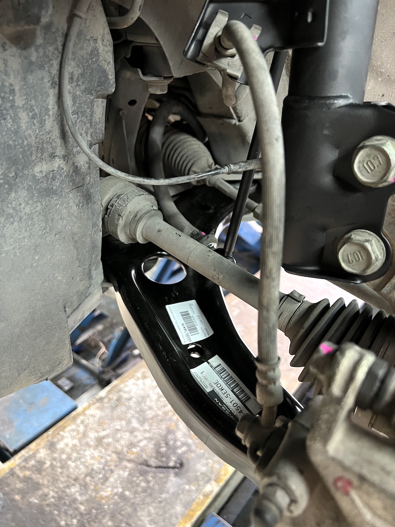 Nissan Almera Turbo จัดชุดอัปเกรดอะไหล่พรีเมียม เพื่อช่วงล่างที่สมบูรณ์แบบ: โช้คอัพ Monroe OE Spectrum: คืนความ นุ่มนวล สบายสไตล์รถยุโรป ด้วยเทคโนโลยี ICV ช่วยลดเสียงรบกวนและแรงสั่นสะเทือน ปีกนกล่างแท้: เปลี่ยนปีกนกล่างใหม่ เพื่อความแม่นยำในการควบคุม และคืนความนิ่งให้กับช่วงล่าง จบครบทุกปัญหา: ติดตั้งโดยทีมช่างผู้เชี่ยวชาญ พร้อมบริการตั้งศูนย์ด้วยเครื่องมือที่ทันสมัยที่สุด สิ่งที่จะได้รับหลังจากติดตั้ง: นุ่มสบายกว่าเดิม: ฟีลลิ่งการขับขี่ที่นุ่มนวลและยืดหยุ่นสูง ควบคุมแม่นยำ: รถทรงตัวได้ดีขึ้น ไม่โคลงเคลง เข้าโค้งมั่นใจ ความทนทานสูง: มั่นใจในคุณภาพอะไหล่ระดับ OEM และการติดตั้งที่ได้มาตรฐาน เหมาะสำหรับใคร? เจ้าของ Almera Turbo ที่ต้องการ ความสบาย ในการขับขี่ประจำวัน ผู้ที่ต้องการฟื้นฟูช่วงล่างให้กลับมาสมบูรณ์และมั่นคงยิ่งขึ้น อย่าปล่อยให้ช่วงล่างทำงานหนัก! แวะมาตรวจเช็กกับผู้เชี่ยวชาญวันนี้ครับ สอบถามข้อมูลเพิ่มเติม หรือนัดหมายเข้ารับบริการ ️ : 08-6569-1915 ️ : 08-6544-5963 Line id : @88rw Location : https://goo.gl/maps/HrNUAZXPN94KvxZ98 Facebook : https://www.facebook.com/88rwtire #Nissan #Almera #AlmeraTurbo #Monroe #OESpectrum #ปีกนกล่าง #โช้คอัพ #ช่วงล่าง #ยางเจริญรุ่งเรือง #นนทบุรี #งามวงศ์วาน Nissan Almera Turbo จัดชุดอัปเกรดอะไหล่พรีเมียม เพื่อช่วงล่างที่สมบูรณ์แบบ: โช้คอัพ Monroe OE Spectrum: คืนความ นุ่มนวล สบายสไตล์รถยุโรป ด้วยเทคโนโลยี ICV ช่วยลดเสียงรบกวนและแรงสั่นสะเทือน ปีกนกล่างแท้: เปลี่ยนปีกนกล่างใหม่ เพื่อความแม่นยำในการควบคุม และคืนความนิ่งให้กับช่วงล่าง จบครบทุกปัญหา: ติดตั้งโดยทีมช่างผู้เชี่ยวชาญ พร้อมบริการตั้งศูนย์ด้วยเครื่องมือที่ทันสมัยที่สุด สิ่งที่จะได้รับหลังจากติดตั้ง: นุ่มสบายกว่าเดิม: ฟีลลิ่งการขับขี่ที่นุ่มนวลและยืดหยุ่นสูง ควบคุมแม่นยำ: รถทรงตัวได้ดีขึ้น ไม่โคลงเคลง เข้าโค้งมั่นใจ ความทนทานสูง: มั่นใจในคุณภาพอะไหล่ระดับ OEM และการติดตั้งที่ได้มาตรฐาน เหมาะสำหรับใคร? เจ้าของ Almera Turbo ที่ต้องการ ความสบาย ในการขับขี่ประจำวัน ผู้ที่ต้องการฟื้นฟูช่วงล่างให้กลับมาสมบูรณ์และมั่นคงยิ่งขึ้น อย่าปล่อยให้ช่วงล่างทำงานหนัก! แวะมาตรวจเช็กกับผู้เชี่ยวชาญวันนี้ครับ สอบถามข้อมูลเพิ่มเติม หรือนัดหมายเข้ารับบริการ ️ : 08-6569-1915 ️ : 08-6544-5963 Line id : @88rw Location : https://goo.gl/maps/HrNUAZXPN94KvxZ98 Facebook : https://www.facebook.com/88rwtire #Nissan #Almera #AlmeraTurbo #Monroe #OESpectrum #ปีกนกล่าง #โช้คอัพ #ช่วงล่าง #ยางเจริญรุ่งเรือง #นนทบุรี #งามวงศ์วาน