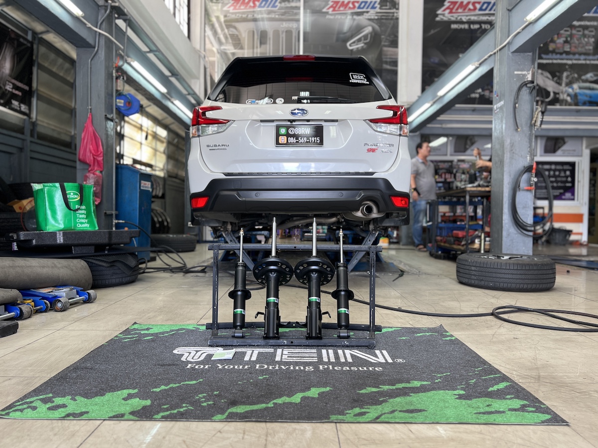 Subaru Forester SK | โช้คอัพ Tein EnduraPro Basic | คืนความหนึบแน่น มั่นใจทุกโค้ง - ยางเจริญรุ่งเรือง นนทบุรี Subaru Forester SK คันนี้...อัปเกรดความหนึบ คืนฟีลลิ่งสปอร์ตญี่ปุ่น! ใครใช้ Subaru Forester SK แล้วรู้สึกว่าช่วงล่างเริ่มยวบยาบ โยนตัวมาก หรือต้องการความหนึบแน่นที่ลงตัว... ถึงเวลาเปลี่ยนโช้คอัพใหม่ เพื่อการขับขี่ที่มั่นใจและสบายกว่าที่เคย! เราขอแนะนำชุดอัปเกรดโช้คอัพที่ครบจบในชุดเดียว! ติดตั้งโช้คอัพ Tein EnduraPro Basic พร้อมอะไหล่ส่วนควบใหม่ครบชุด สิ่งที่จะได้รับหลังจากติดตั้ง: ฟีลลิ่งหนึบแน่นสไตล์ญี่ปุ่น: โช้คอัพ Tein EnduraPro Basic ให้ความหนึบแน่นที่เหนือกว่าโช้คเดิม แต่ยังคงความนุ่มนวลไว้ เทคโนโลยี H.B.S.: ช่วยดูดซับแรงกระแทกในจังหวะยุบตัวสุด ลดอาการกระดอนเมื่อเจอหลุมหรือคอสะพาน คุณภาพมาตรฐาน OEM: ผลิตจากวัสดุคุณภาพสูง ทนทาน และติดตั้งแทนของเดิมได้ทันที ไม่ต้องดัดแปลง ความมั่นคงที่เพิ่มขึ้น: รถทรงตัวได้นิ่งขึ้น เข้าโค้งมั่นใจ ลดอาการโคลงเคลงของรถ SUV เหมาะสำหรับใคร? เจ้าของ Forester SK ที่ต้องการความหนึบและมั่นคงในการขับขี่ประจำวัน ผู้ที่ต้องการอัปเกรดความทนทานและความปลอดภัยของช่วงล่าง โดยไม่ต้องการโหลดเตี้ย สำหรับเจ้าของ Forester ที่อยากได้ฟีลลิ่งขับขี่ที่มั่นใจกว่าเดิม Tein EnduraPro Basic คือคำตอบ! สอบถามข้อมูลเพิ่มเติม หรือนัดหมายเข้ารับบริการ ️ : 08-6569-1915 ️ : 08-6544-5963 Line id : @88rw Location : https://goo.gl/maps/HrNUAZXPN94KvxZ98 Facebook : https://www.facebook.com/88rwtire #Subaru #Forester #ForesterSK #Tein #EnduraPro #โช้คอัพ #ช่วงล่าง #ยางเจริญรุ่งเรือง #นนทบุรี #งามวงศ์วาน #ตั้งศูนย์ #อะไหล่ช่วงล่าง Subaru Forester SK | โช้คอัพ Tein EnduraPro Basic | คืนความหนึบแน่น มั่นใจทุกโค้ง - ยางเจริญรุ่งเรือง นนทบุรี Subaru Forester SK คันนี้...อัปเกรดความหนึบ คืนฟีลลิ่งสปอร์ตญี่ปุ่น! ใครใช้ Subaru Forester SK แล้วรู้สึกว่าช่วงล่างเริ่มยวบยาบ โยนตัวมาก หรือต้องการความหนึบแน่นที่ลงตัว... ถึงเวลาเปลี่ยนโช้คอัพใหม่ เพื่อการขับขี่ที่มั่นใจและสบายกว่าที่เคย! เราขอแนะนำชุดอัปเกรดโช้คอัพที่ครบจบในชุดเดียว! ติดตั้งโช้คอัพ Tein EnduraPro Basic พร้อมอะไหล่ส่วนควบใหม่ครบชุด สิ่งที่จะได้รับหลังจากติดตั้ง: ฟีลลิ่งหนึบแน่นสไตล์ญี่ปุ่น: โช้คอัพ Tein EnduraPro Basic ให้ความหนึบแน่นที่เหนือกว่าโช้คเดิม แต่ยังคงความนุ่มนวลไว้ เทคโนโลยี H.B.S.: ช่วยดูดซับแรงกระแทกในจังหวะยุบตัวสุด ลดอาการกระดอนเมื่อเจอหลุมหรือคอสะพาน คุณภาพมาตรฐาน OEM: ผลิตจากวัสดุคุณภาพสูง ทนทาน และติดตั้งแทนของเดิมได้ทันที ไม่ต้องดัดแปลง ความมั่นคงที่เพิ่มขึ้น: รถทรงตัวได้นิ่งขึ้น เข้าโค้งมั่นใจ ลดอาการโคลงเคลงของรถ SUV เหมาะสำหรับใคร? เจ้าของ Forester SK ที่ต้องการความหนึบและมั่นคงในการขับขี่ประจำวัน ผู้ที่ต้องการอัปเกรดความทนทานและความปลอดภัยของช่วงล่าง โดยไม่ต้องการโหลดเตี้ย สำหรับเจ้าของ Forester ที่อยากได้ฟีลลิ่งขับขี่ที่มั่นใจกว่าเดิม Tein EnduraPro Basic คือคำตอบ! สอบถามข้อมูลเพิ่มเติม หรือนัดหมายเข้ารับบริการ ️ : 08-6569-1915 ️ : 08-6544-5963 Line id : @88rw Location : https://goo.gl/maps/HrNUAZXPN94KvxZ98 Facebook : https://www.facebook.com/88rwtire #Subaru #Forester #ForesterSK #Tein #EnduraPro #โช้คอัพ #ช่วงล่าง #ยางเจริญรุ่งเรือง #นนทบุรี #งามวงศ์วาน #ตั้งศูนย์ #อะไหล่ช่วงล่าง