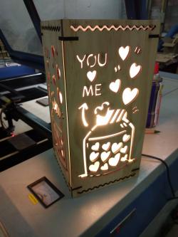 โคมไฟกล่องไม้สำหรับประดับบ้าน