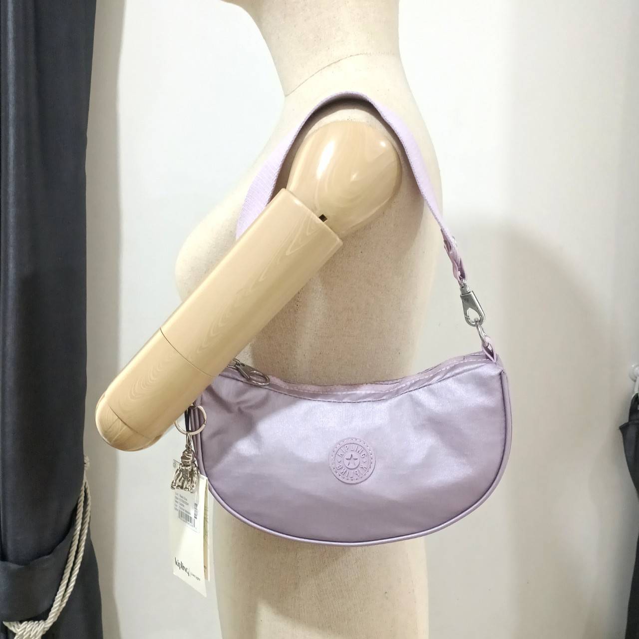 กระเป๋าคิปลิ้ง กระเป๋าคิปริ้ง KIPLING Saddle bag กระเป๋าคล้องไหล่ คล้องแขน