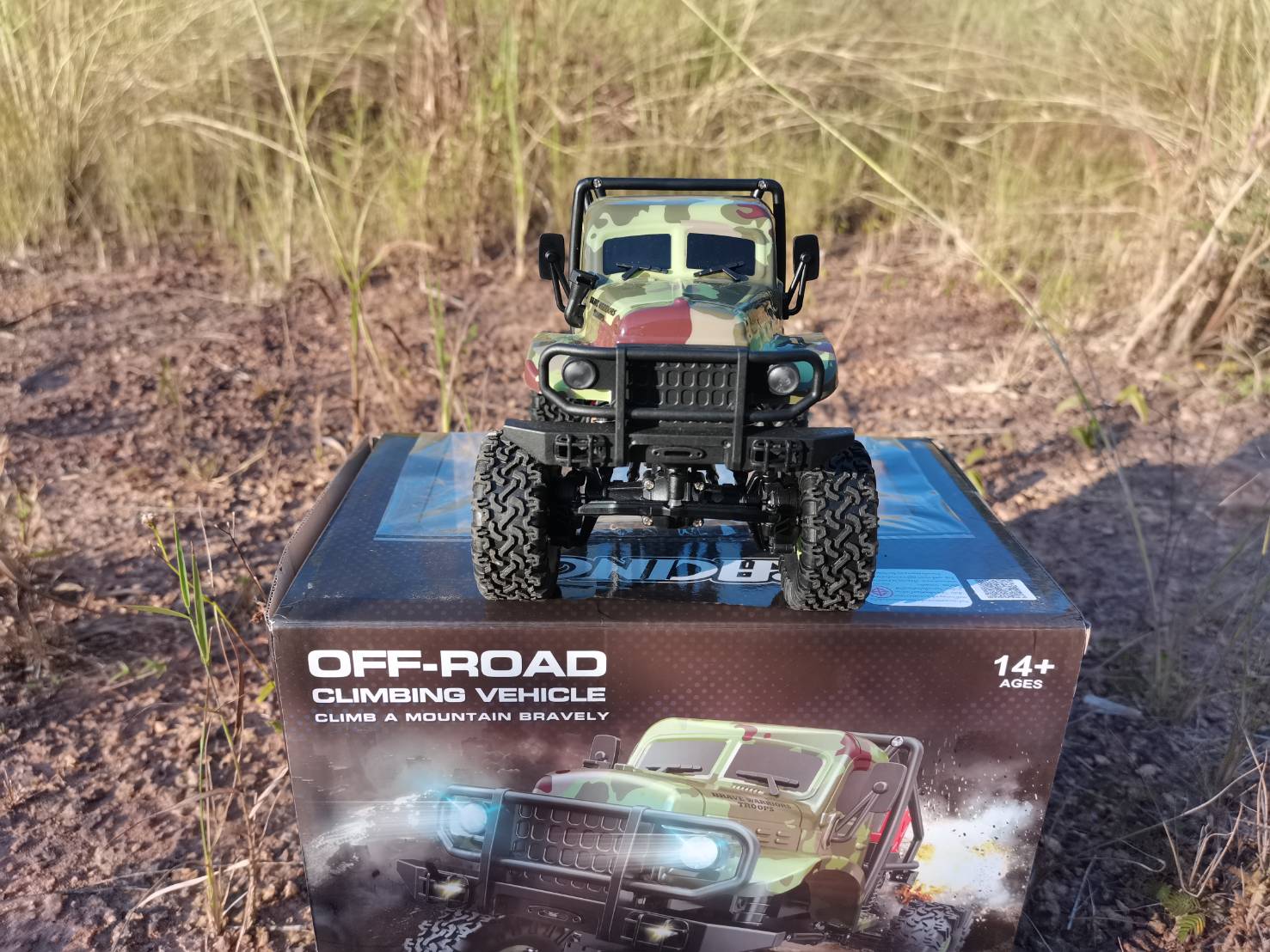 รถบังคับวิทยุ WLtoys 184021 1/18 24.GHZ 4WD Climbing OFF-ROAD