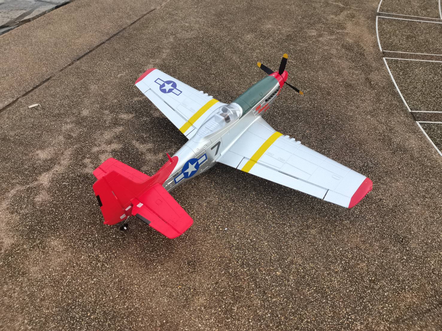 เครื่องบินบังคับวิทยุ Volantex Mustang P-51D Brushless RTF