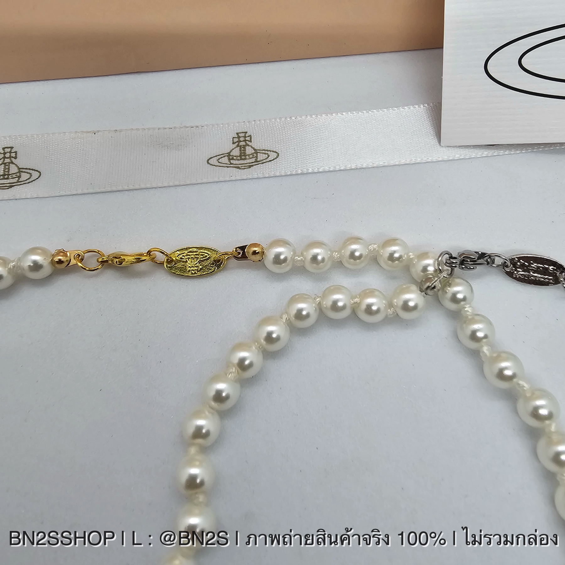 สีทอง | Vivienne Westwood Mini Bas Pearl Chocker สร้อยคอไข่มุกวิดวียน จี้ดาวเสาร์ฝังเพชร รุ่นนี้ขายดีสุด ต้องมีเลย