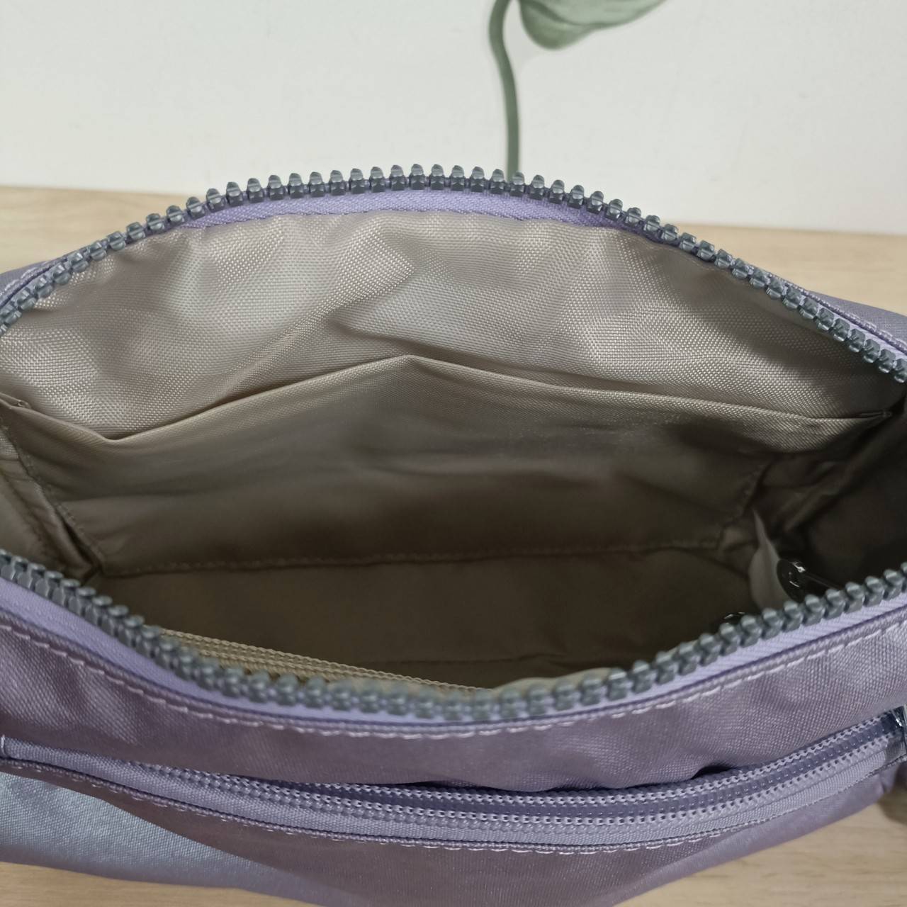 KIPLING คิปลิ้ง K16217 Seoul up sling bag คิปลิง กระเป๋าสะพายไหล่