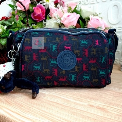 SALE! คิปลิ้ง Kipling กระเป๋าสะพายข้างReth