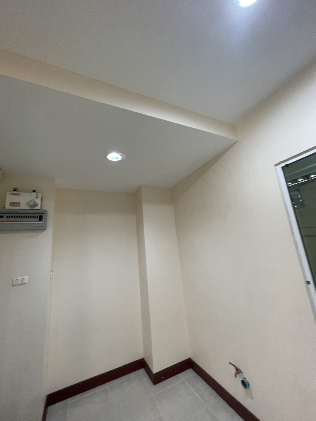 ขายบ้าน หมู่บ้านภุมรินทร์ 807/107 ติดสวนสาธารณะ ใกล้ห้างเซียร์รังสิต