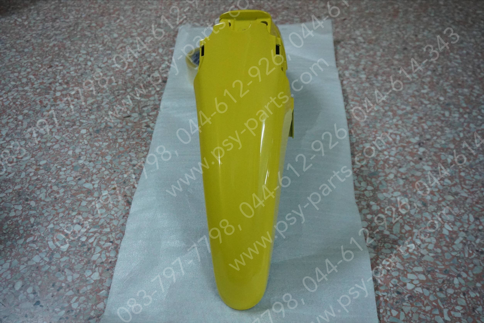 บังโคลนหน้า SPARK 110 แท้ๆ สีเหลือง 5TN-F1511-00-AL