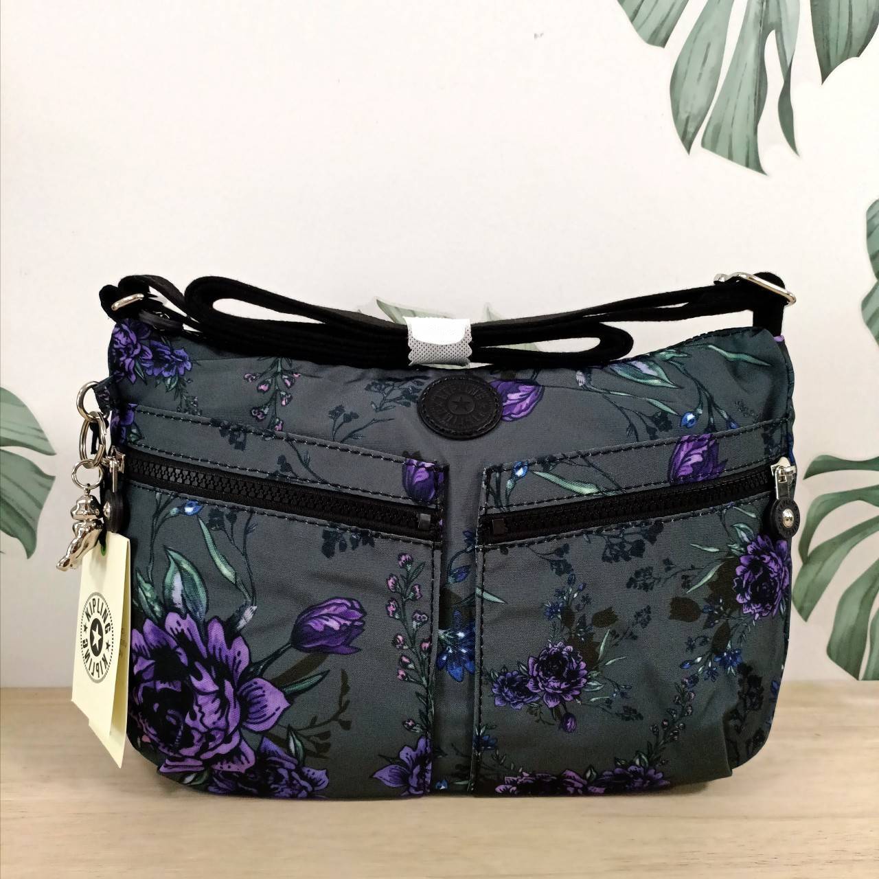 กระเป๋าคิปลิ้ง KIPLING กระเป๋าสะพายข้าง รุ่น Izellah