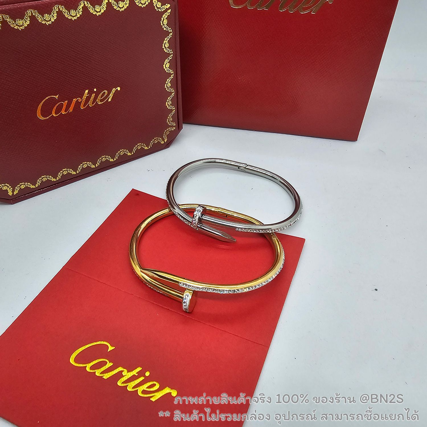 สีเงิน | กำไลตะปูฝังเพชร CARTIER JUSTE UN CLOU กำไลตะปูรุ่นฮิต มาแล้ว งานสวย ราคาเบาๆ มีสองสี เงิน ทอง เลือกได้ตามใจ