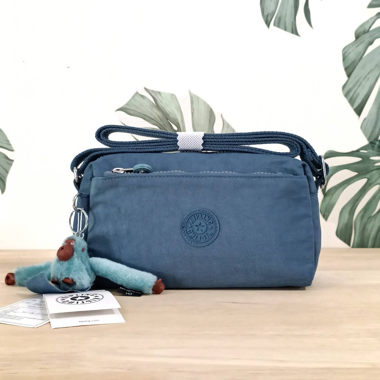 KIPLING คิปลิ้ง K16217 Seoul up sling bag คิปลิง กระเป๋าสะพายไหล่