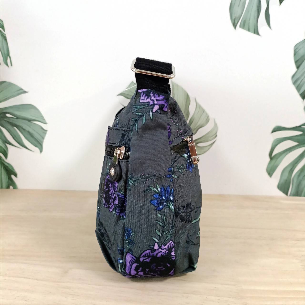 กระเป๋าคิปลิ้ง KIPLING กระเป๋าสะพายข้าง รุ่น Izellah