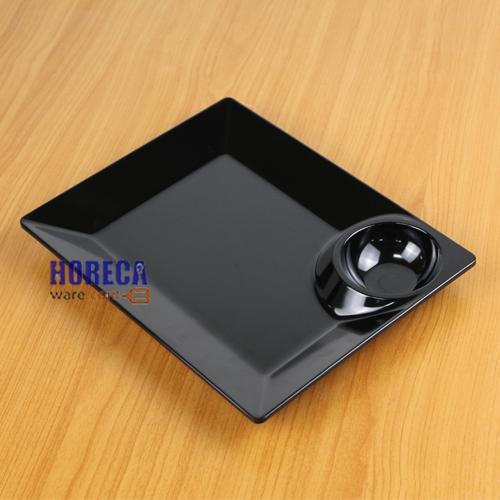 จานเปลเหลี่ยม มีช่องน้ำจิ้ม 7.75x10นิ้ว สีดำ ตราเอสบี