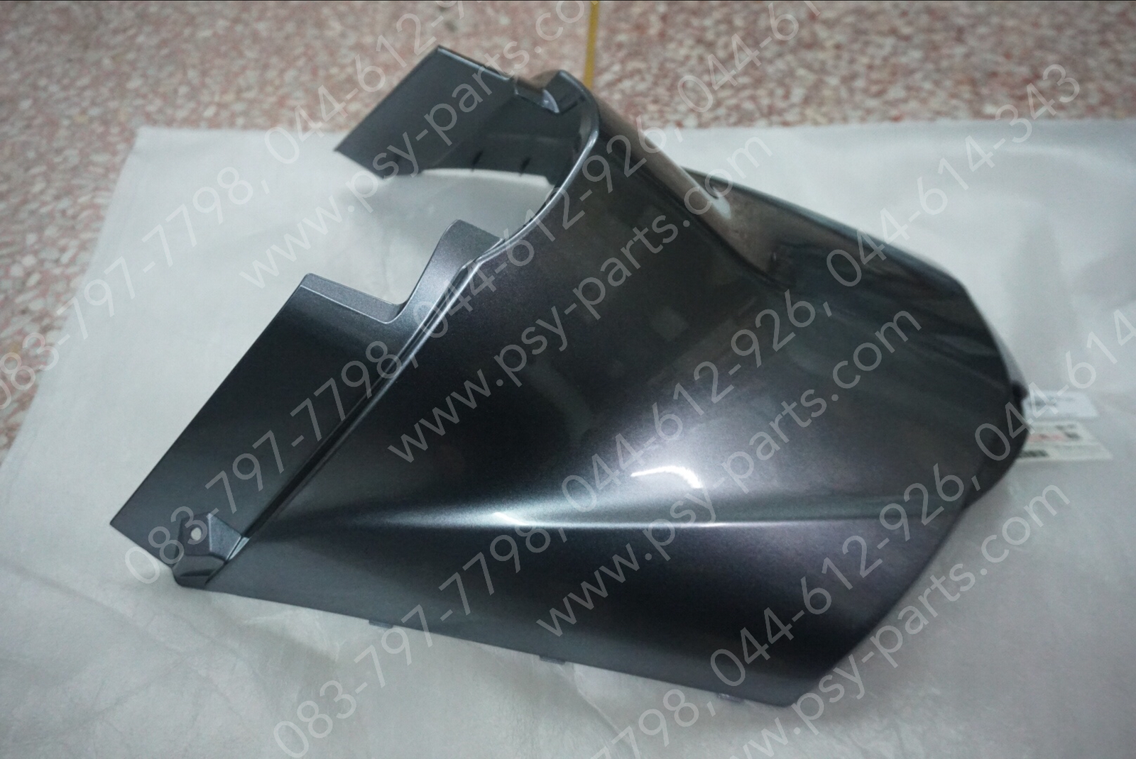 ฝาครอบใต้เบาะ FILANO แท้ๆ สีเทาบรอนซ์ 1WC-F1711-00-P7