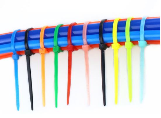 เคเบิ้ลไทร์ 2.5x100mm. รวมทุกสี แพ็คละ 100 ชิ้น Cable tie Length 100mm nylon self-locking Mix color plastic binding rope wire fixed small cable tie 10cm (4 นิ้ว) 4"