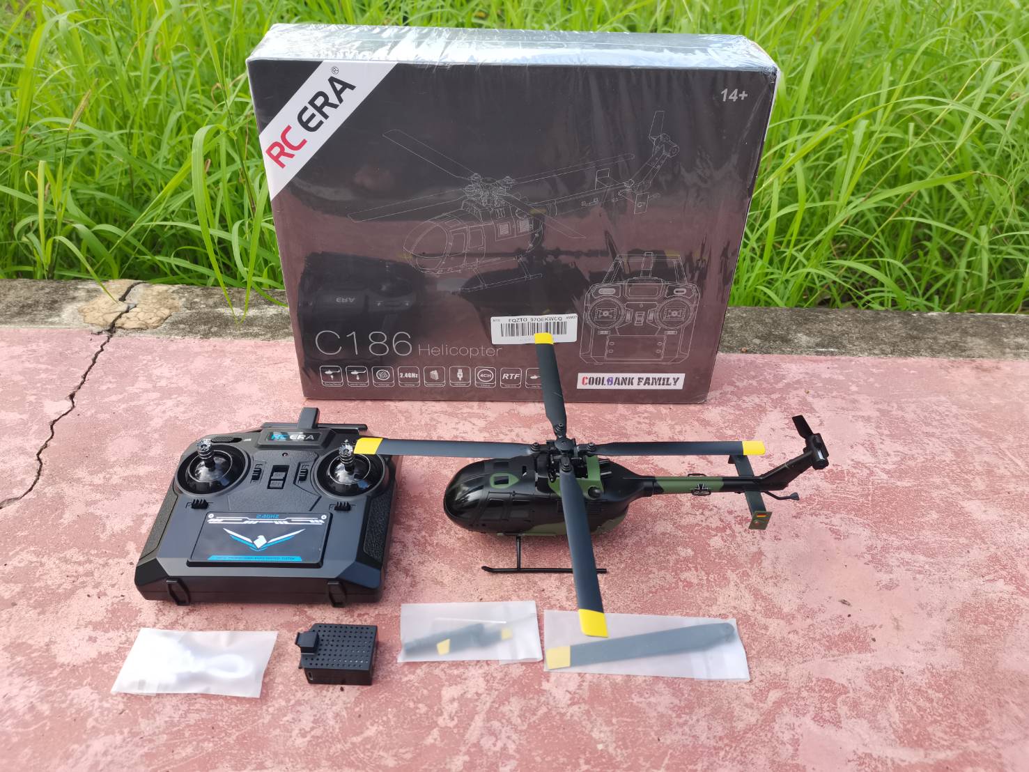 RC ERA C-186 BO106 สเกล 4CH 2.4GHZ 4.เบสลายพรางชุดพร้อมบิน C186 / BO-105 RC Helicopter (RTF) 6-Axis Gyro ชุดพร้อมบิน