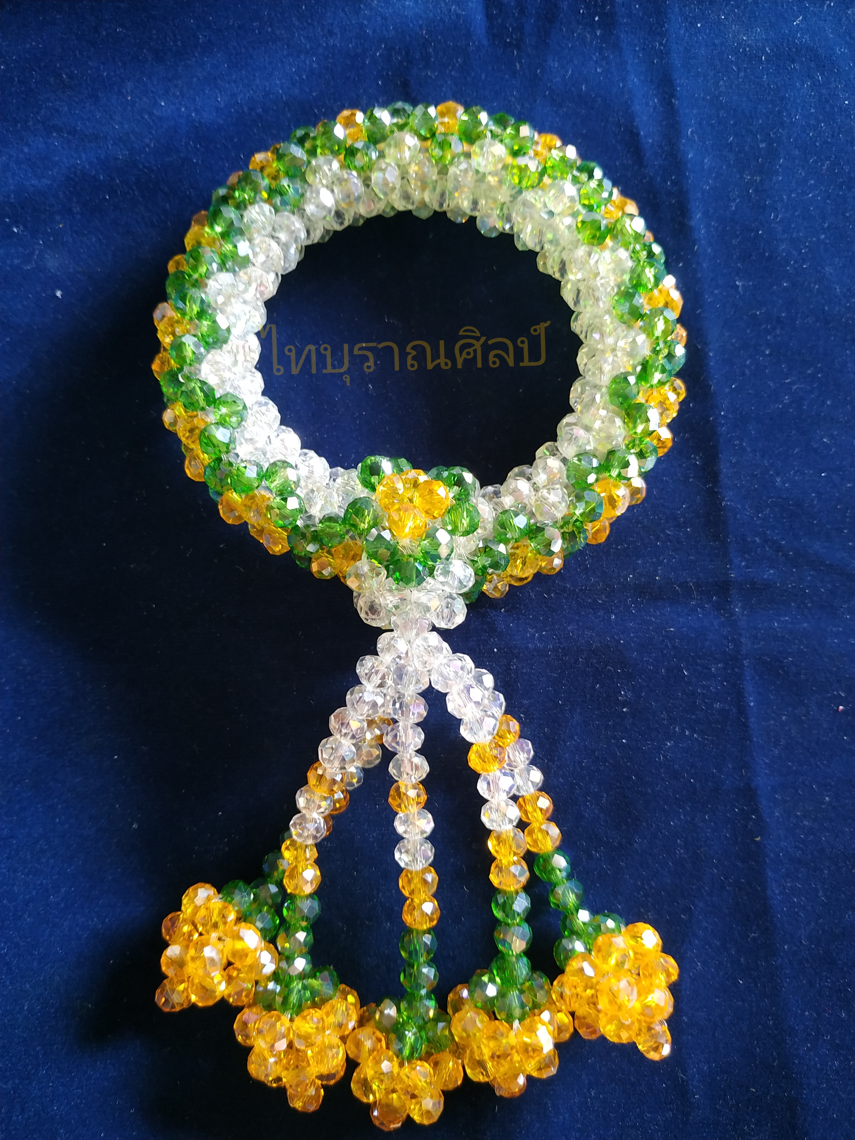 พวงมาลัยคริสตัลกลางM008