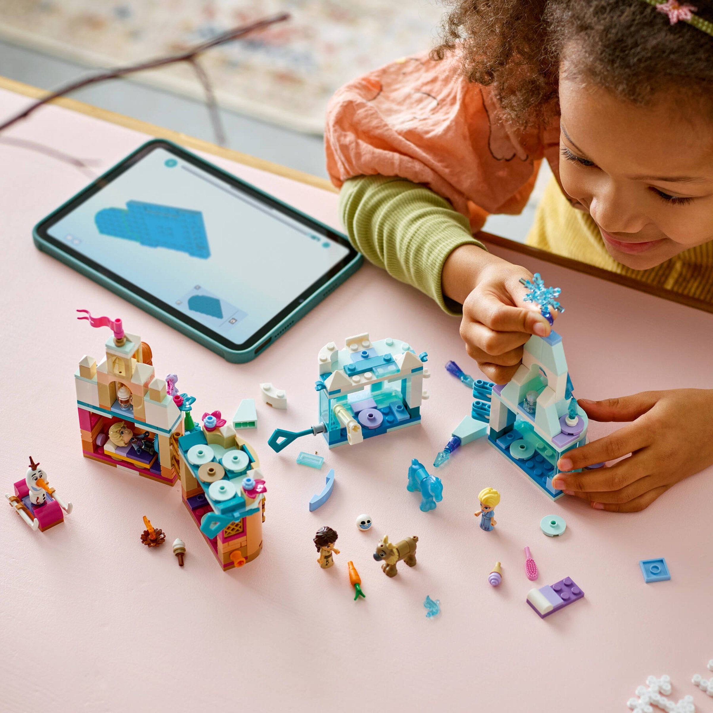 LEGO Disney เลโก้ 43278 Mini Arendelle Castle & Elsa's Ice Palace