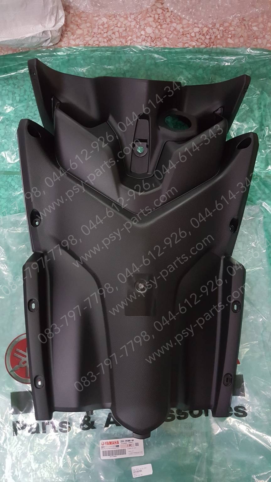 บังลม ตัวใน GT 125 แท้ๆ สีดำ 2SX-F8300-00
