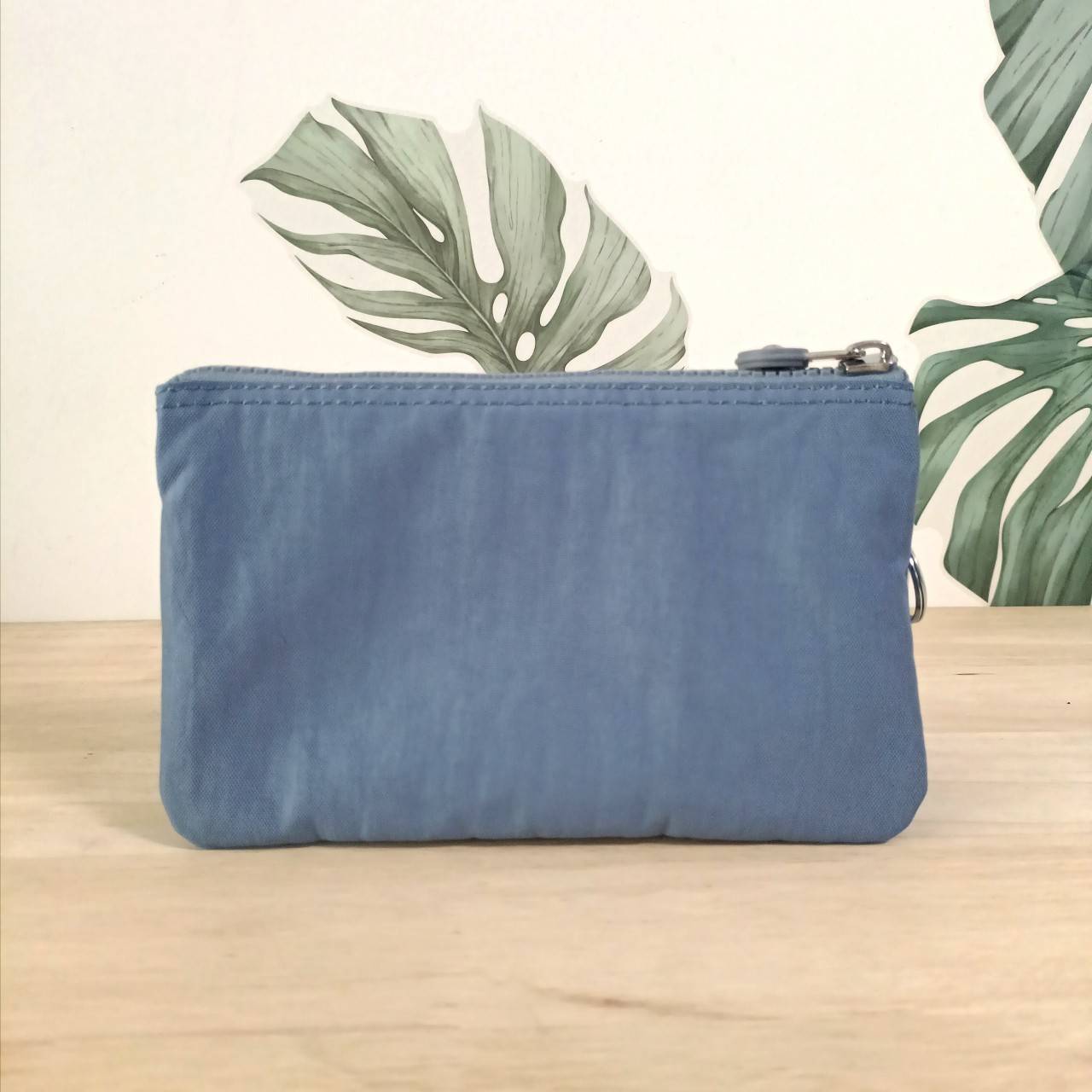 กระเป๋าคล้องมือ Kipling Creativity Large Pouch คิปลิ้ง