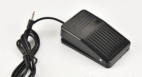 เครื่องเย็บแม็กซ์ไฟฟ้าเย็บกลางเล่มได้ รุ่น ST-100