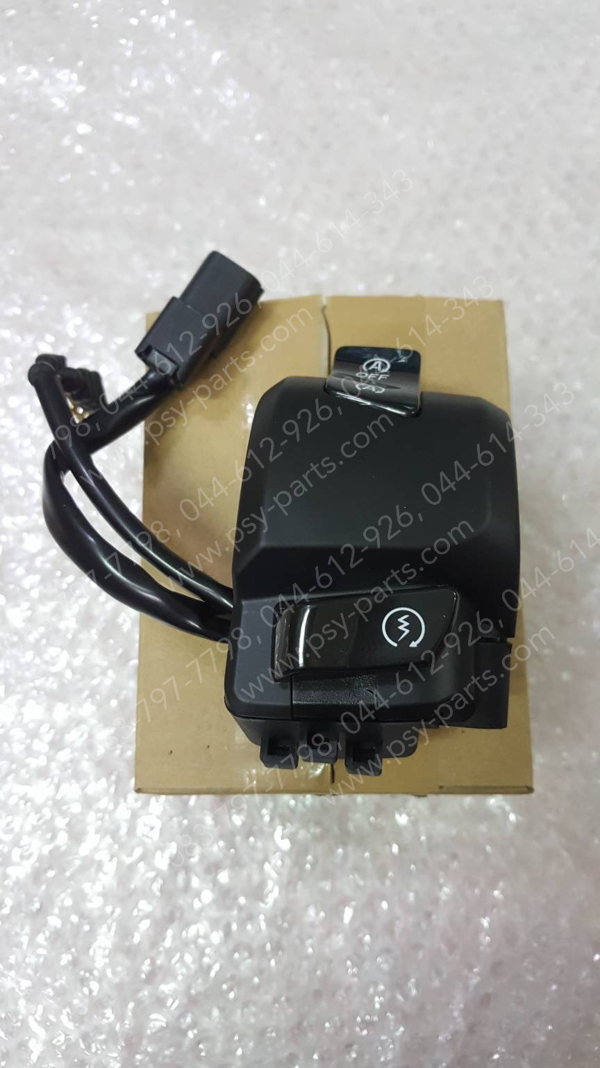 สวิทช์แฮนด์ CLICK 160 แท้ๆ ด้านขวา 35130-K2S-N01