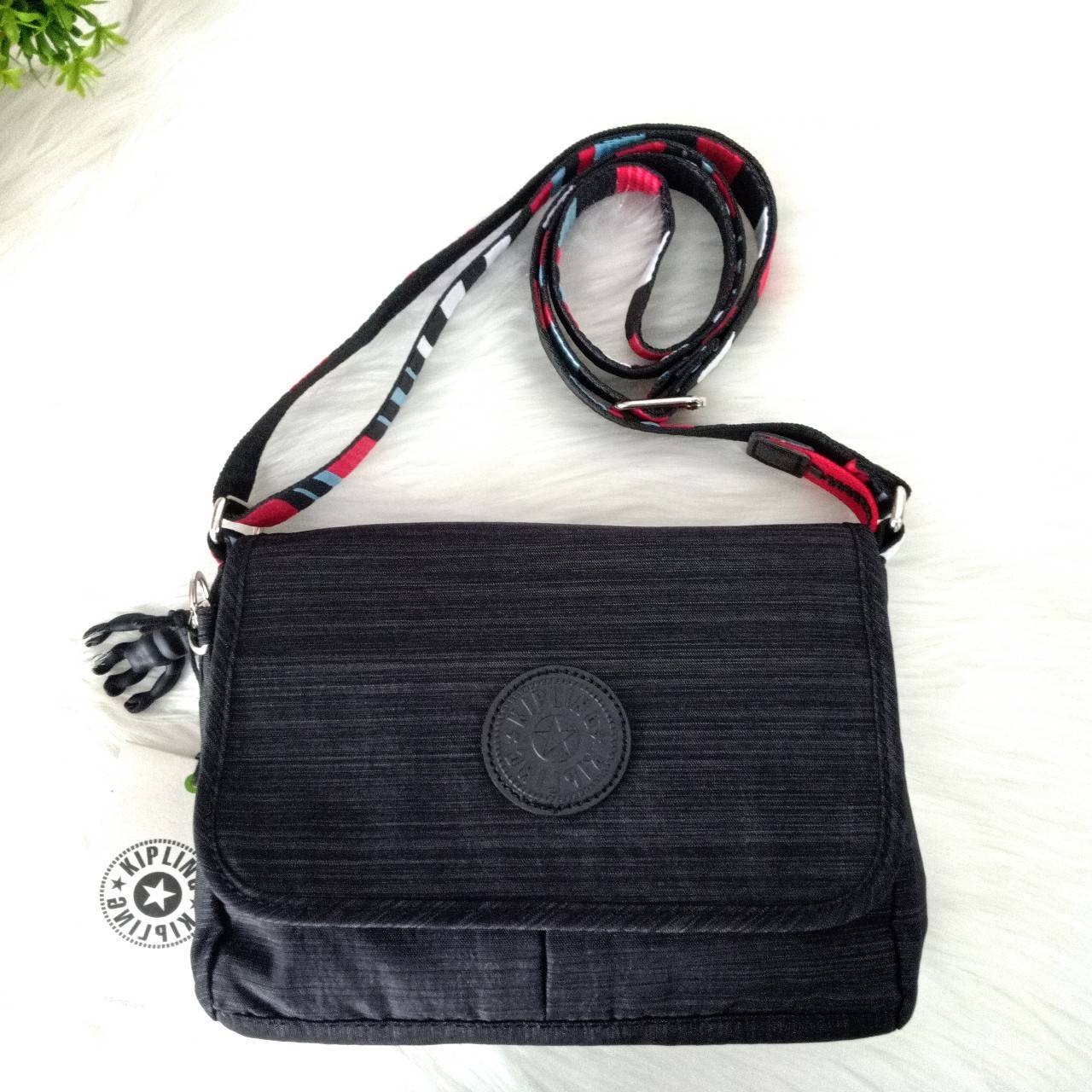 Kipling Shayna กระเป๋าสะพายไหล่ กระเป๋า ไนล่อน แท้