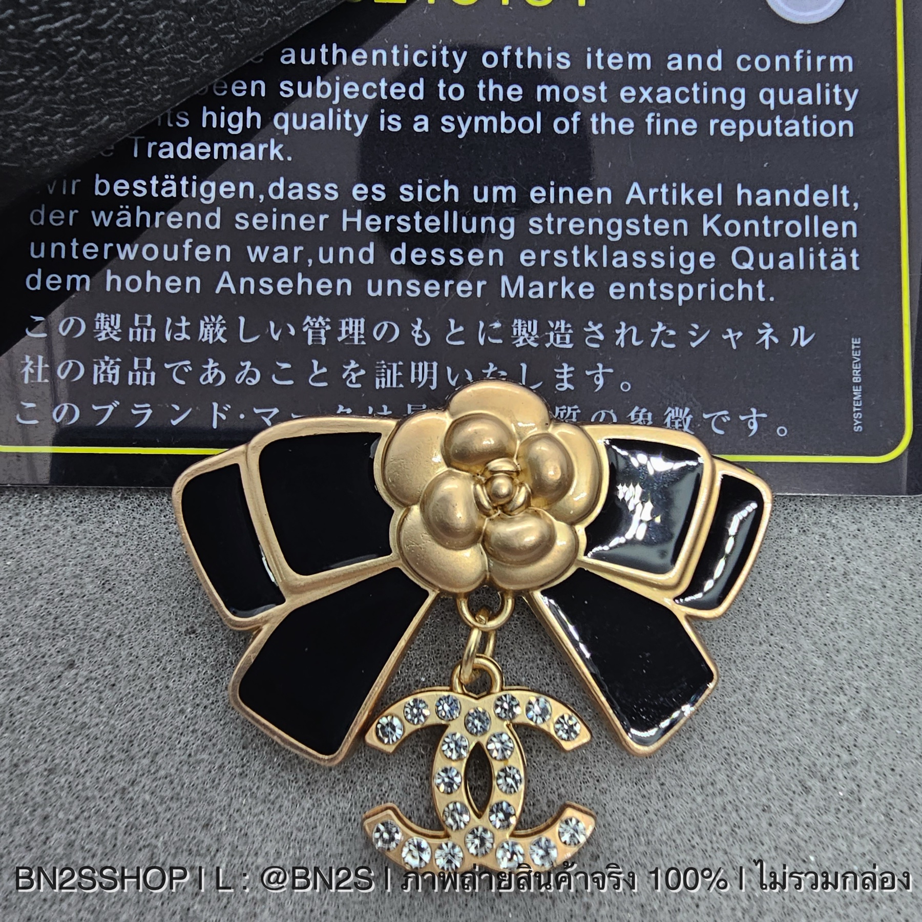 Chanel CC Logo Brooch เข็มกลัดติดสูท เข็มกลัดชาแนล รุ่นใหม่ จี้รูปโบว์ห้อย cc ประดับเพชร