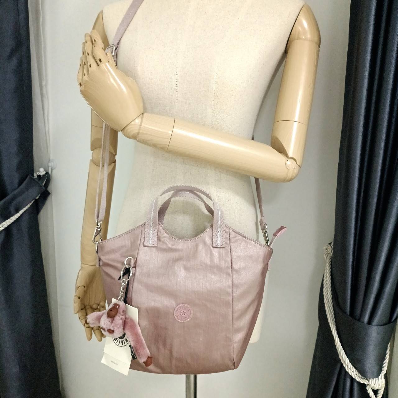 KIPLING กระเป๋าสะพาย กระเป๋าถือ NORI Handbag & Shoulder bag