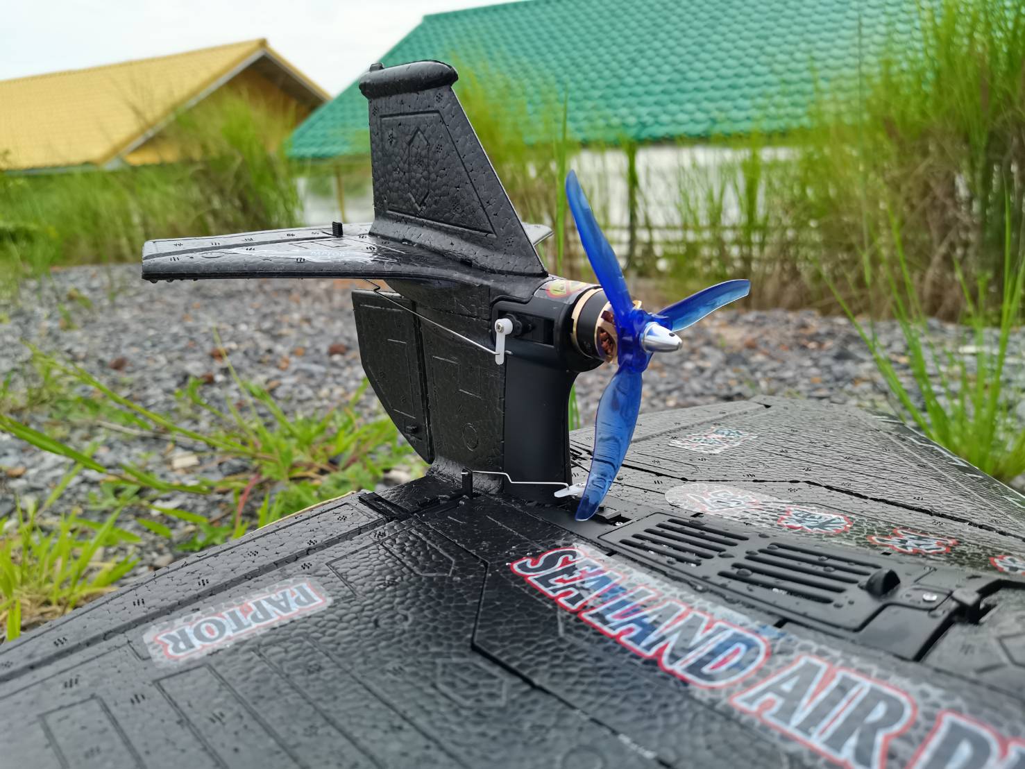 เครื่องบินบังคับวิทยุสะเทินน้ำ Raptor H650 2.4GHz 6CH RC 490มม. wingspan Smart BALANCE EPP Warbird Fighter seaplane RTF สินค้าชุดพร้อมเล่น