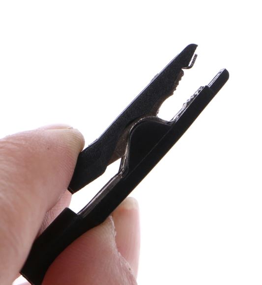 ปากคีบจระเข้ ขนาดเล็ก สีแดง Alligator Clips 2mm Banana Jack Clamp Test Wire Clip Terminal red color