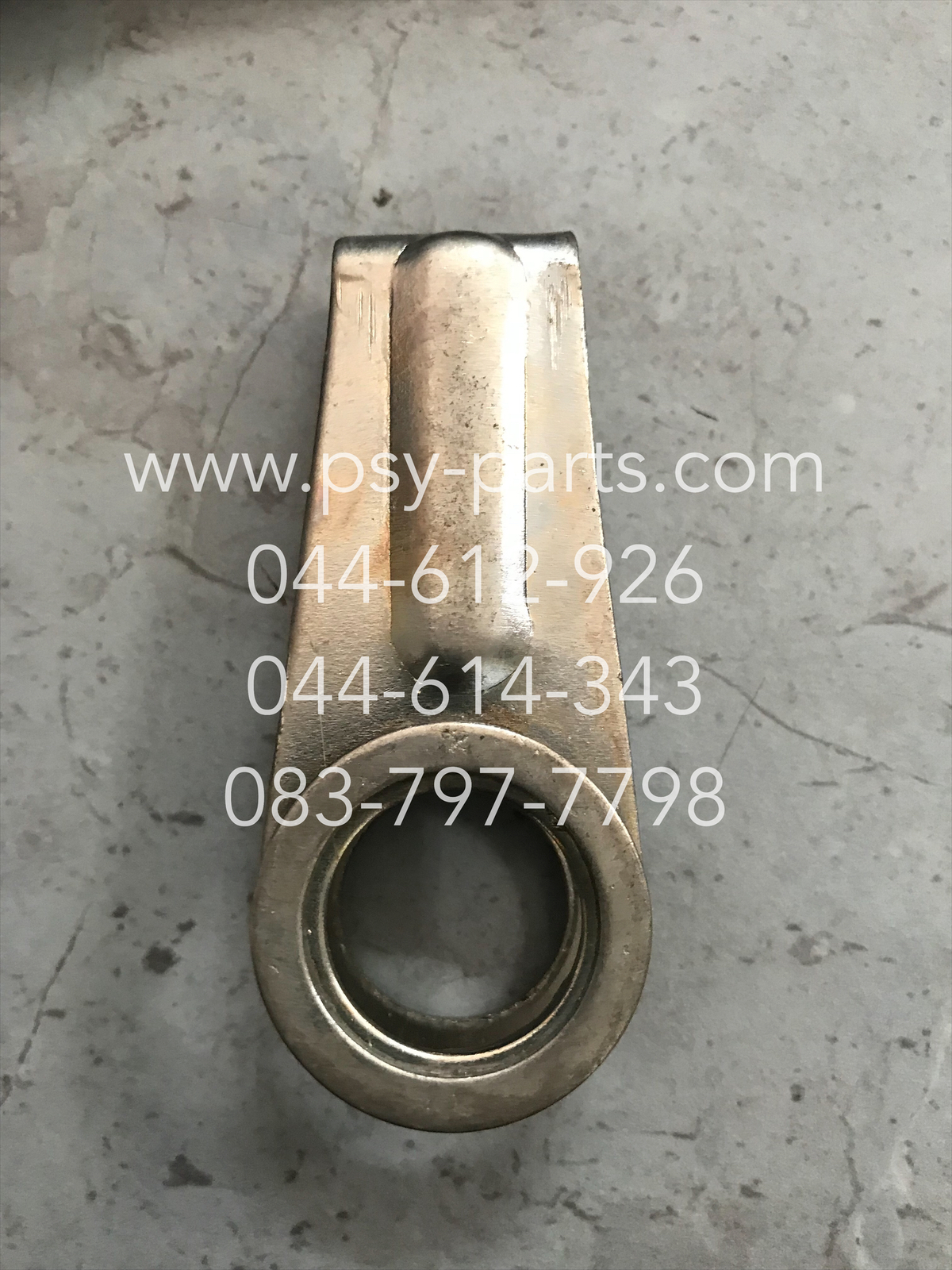 หางปลาตั้งโซ่ GTO-4 (T) ด้านซ้าย (รูใหญ่)