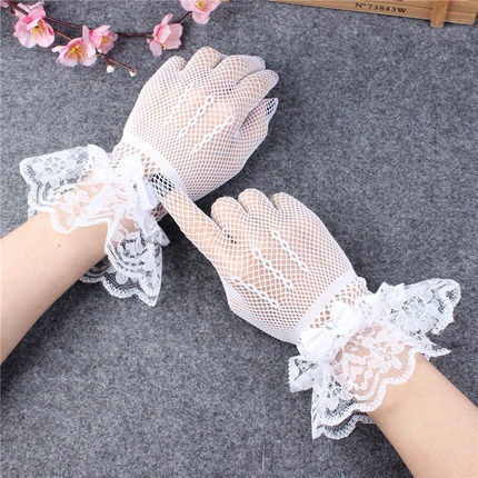 ถุงมือตาข่ายยืดโบว์ติดเพชร ลูกไม้สีขาว ลายลูกไม้สวย เหมาะเด็กโตถึงผู้ใหญ่