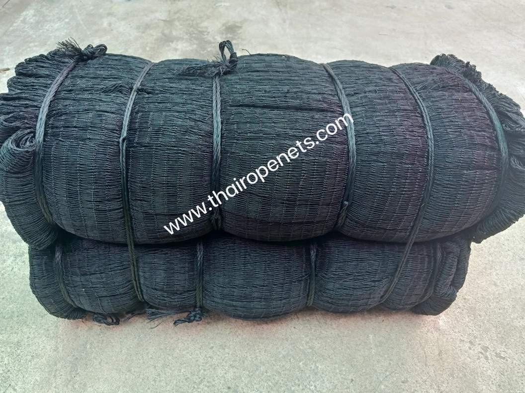 ตาข่ายกันนกในโรงงานอุตสาหกรรม bird netting เชือกหนา 1 มิล ช่องตา 1.5 cm. ผสมสารป้องกันUV ทนทานใช้งานได้ดี