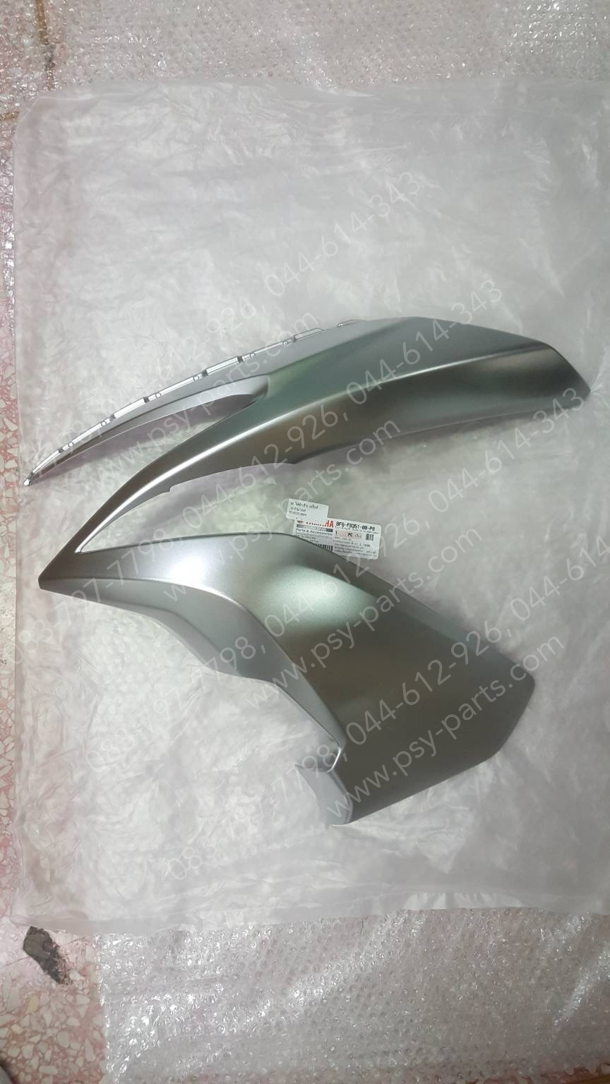 ฝาครอบไฟหน้า-ซ้าย AEROX แท้ๆ สีเทาด้าน (1698) BF6-F8351-00-P8