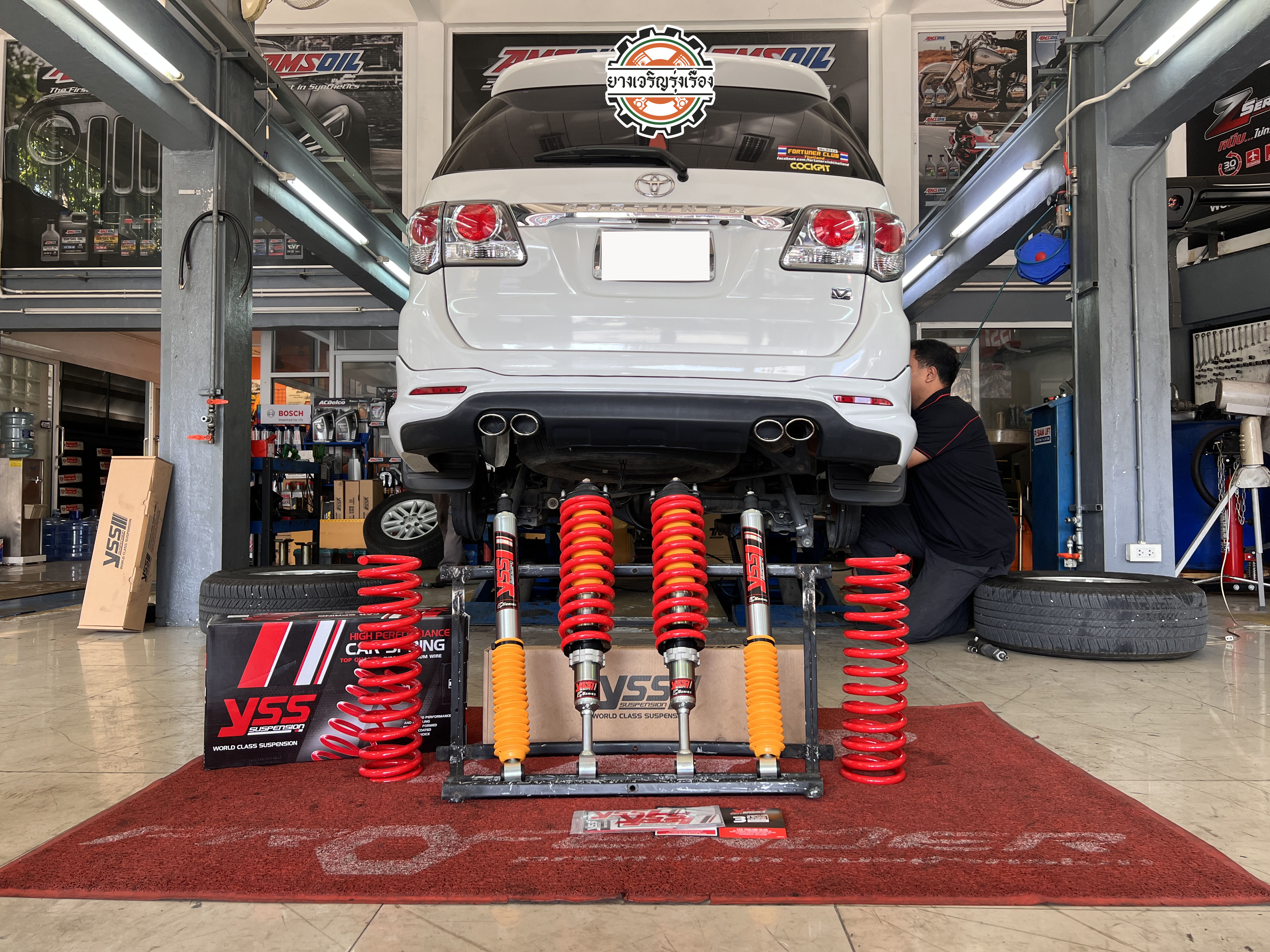 TOYOTA FORTUNER เข้ารับบริการอัพเกรดช่วงล่าง เลือกใช้งานโช๊คอัพ YSS E SERIES ตัวท๊อปนุ่มนวล ติดตั้งใช้งานแทนของเดิมติดรถ [+] YSS SPRING SPORT SERIES [RED] [+] พร้อมบริการติดตั้ง + Set up ให้เหมาะกับยาง [+] ขับสนุกด้วยบริการ ตั้งศูนย์ละเอียดให้เหมาะกับการใช้งานและลักษณะของช่วงล่าง 𝙊𝙪𝙧 𝙎𝙚𝙧𝙫𝙞𝙘𝙚 บริการทางร้าน เรารับทำอะไรบ้าง 🔧 ติดตั้งยางแบบไร้รอย 100% 🔧 บริการสลับยาง ตามอายุ 🔧 มียางรถยนต์ทุกยี่ห้อให้เลือกซื้อ 🔧 เช็คช่วงล่าง แก้ปัญหาให้ตรงจุด 🔧 บริการล้างลิ้นปีกผีเสื้อ 🔧 บริการเช็คระยะรถยนต์ 🔧 เปลี่ยนถ่ายของเหลวทั้งระบบ 🔧 ตั้งศูนย์ด้วยเครื่อง HUNTER นำเข้าจาก USA สอบถามข้อมูลเพิ่มเติม หรือนัดหมายเข้ารับบริการ Tel : 08-6569-1915 Tel : 08-6544-5963 Line id : @88rw Tiktok : https://www.tiktok.com/@88rwycrr Youtube : https://youtube.com/@88rw Facebook : https://www.facebook.com/amsfixservice Location : https://goo.gl/maps/HrNUAZXPN94KvxZ98?coh=178573&entry=tt #รถยนต์มีปัญหาไม่รู้ต้องแก้ตรงไหน ทางเรายินดี ตรวจหาปัญหาและหาวิธีแก้ บอกลูกค้าก่อนลงมือทำเสมอราคาเป็นธรรมไม่เอาเปรียบ สบายใจคุณลูกค้า ---------------------------------- #โช๊คอัพรถยนต์ #monroe #yss #kayaba #profender #ร้านยางเจริญรุ่งเรือง #นนทบุรี #งามวงศ์วาน #amsfix #บริการช่วงล่างรถยนต์ #ซ่อมบำรุงช่วงล่าง #เซทอัพโช๊คอัพรถยนต์