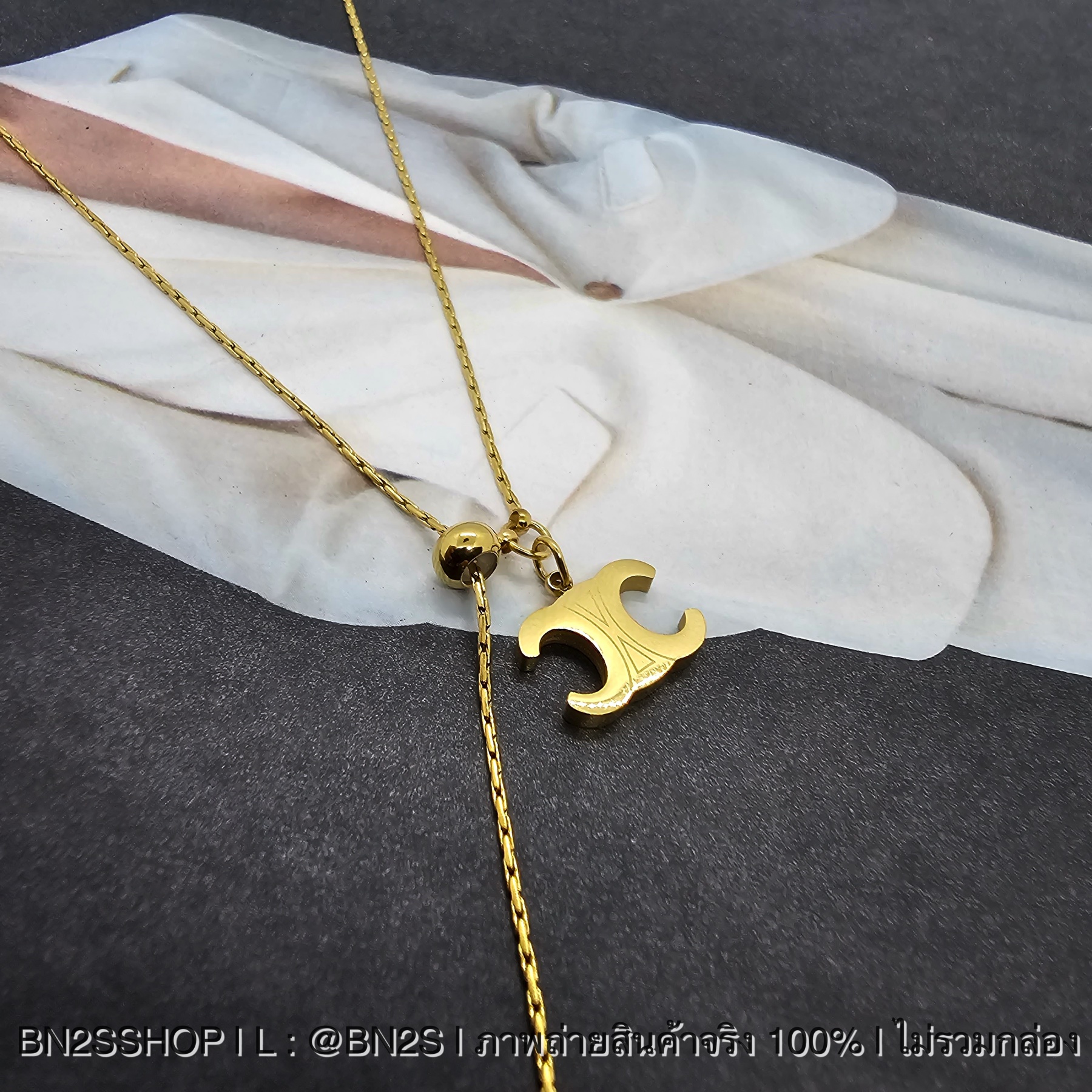 สร้อยคอซีลีน สายกระดูกงูสีทอง ห้อยจี้ Celine Triomphe Necklace