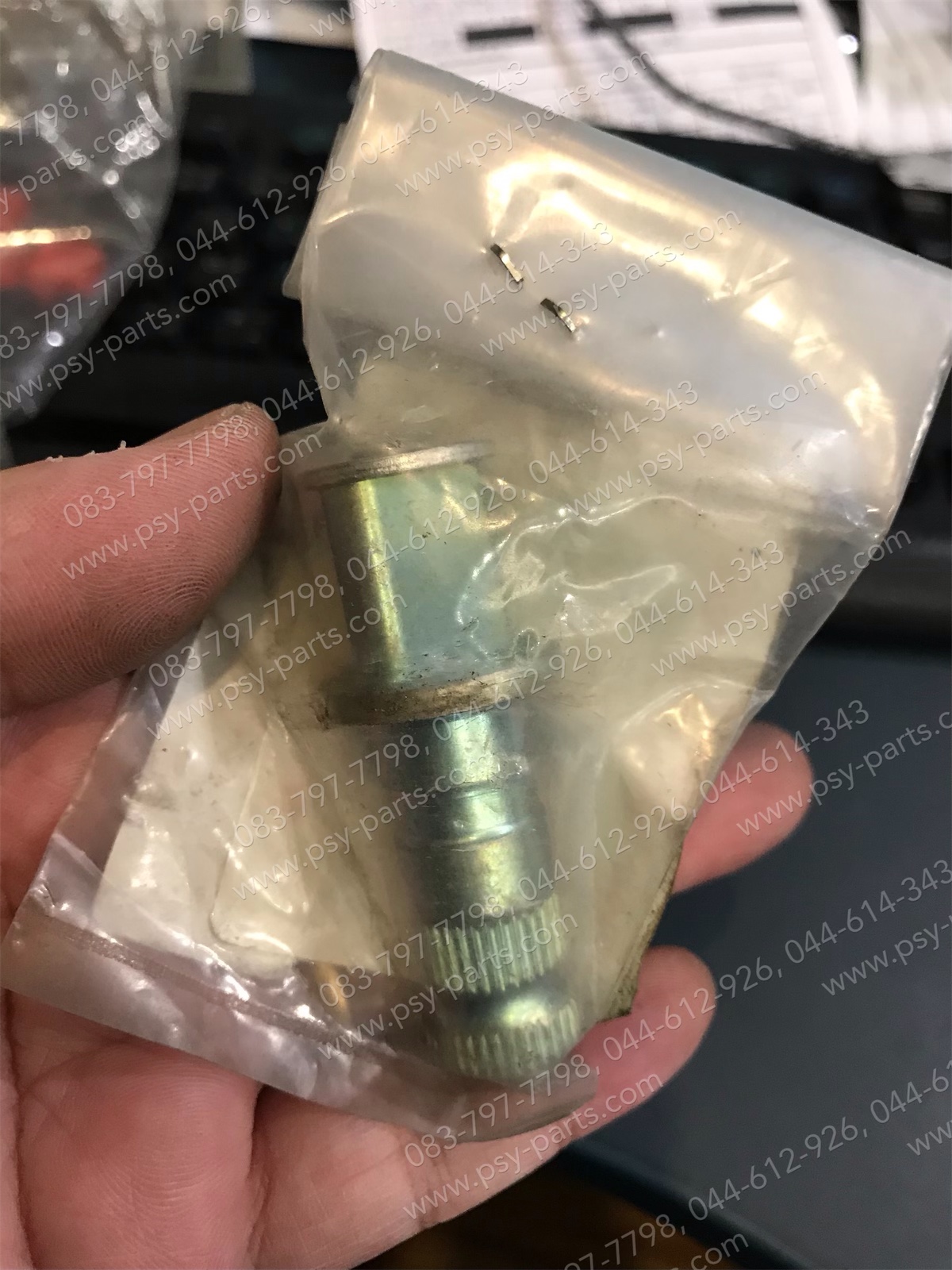 ลูกเบี้ยวเบรค NEX แท้ๆ ด้านหลัง 64440B09J00N000