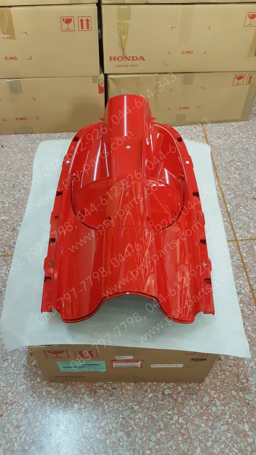 บังลม ตัวใน SCOOPY-I แท้ๆ สีแดงสด (R310) 81141-KYT-900ZC Honda