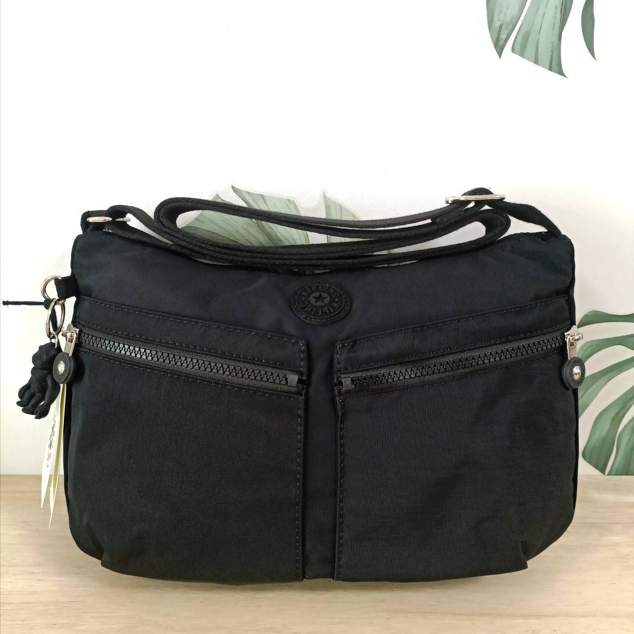 กระเป๋าคิปลิ้ง KIPLING กระเป๋าสะพายข้าง รุ่น Izellah