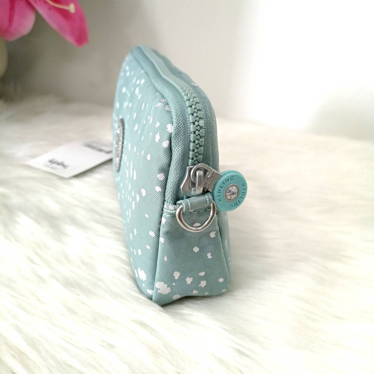 KIPLING กระเป๋าสตางค์ซิปรอบ ใบยาว Seoul up clutch & sling bag