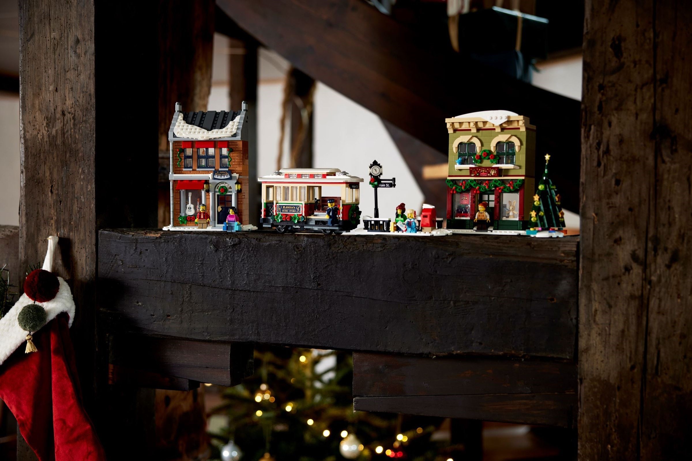 LEGO เลโก้ 10308 Holiday Main Street