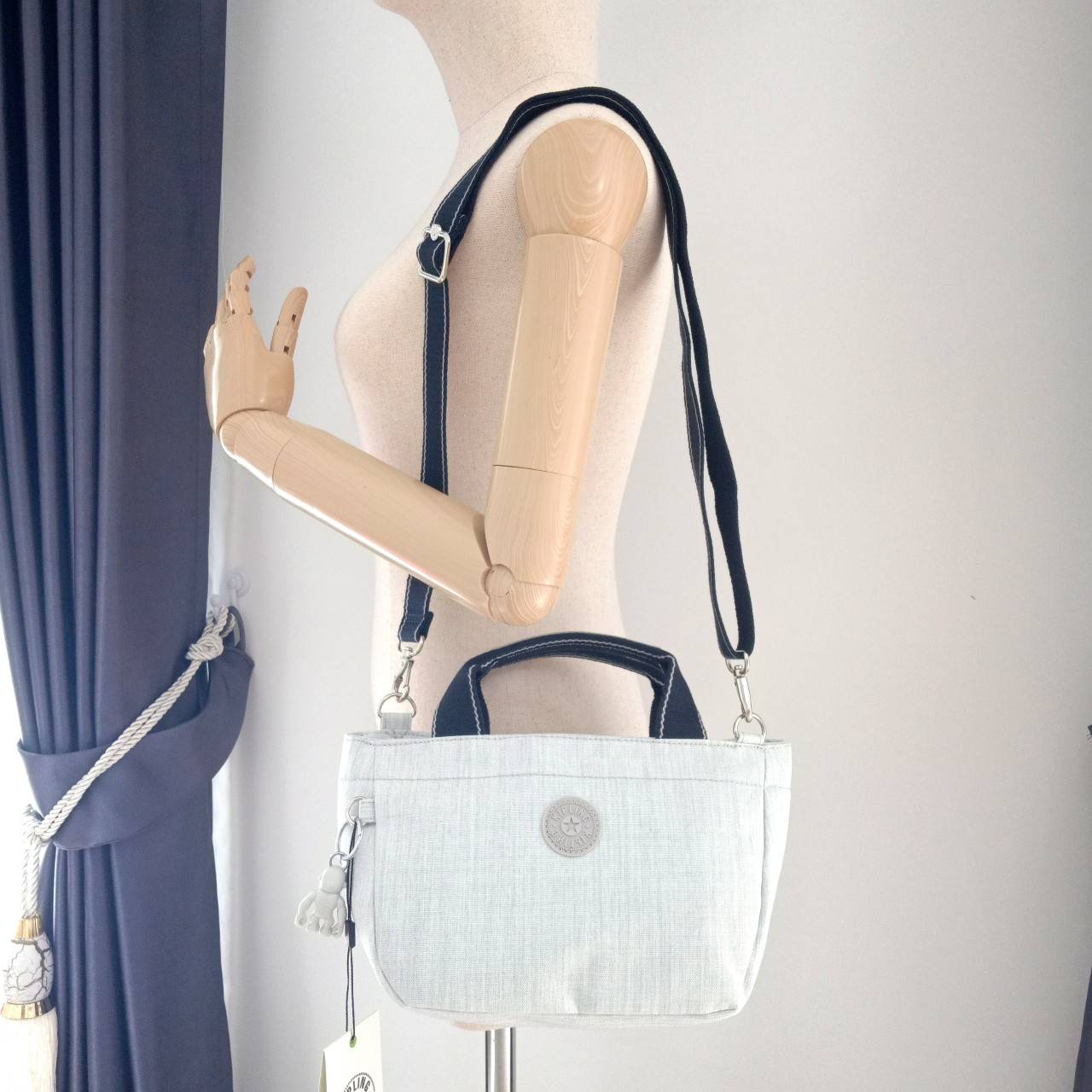 กระเป๋า kiplingแท้ Sugar S II กระเป๋าถือ สะพายไหล่ กระเป๋าคิปลิ้ง กระเป๋าคิปลิง