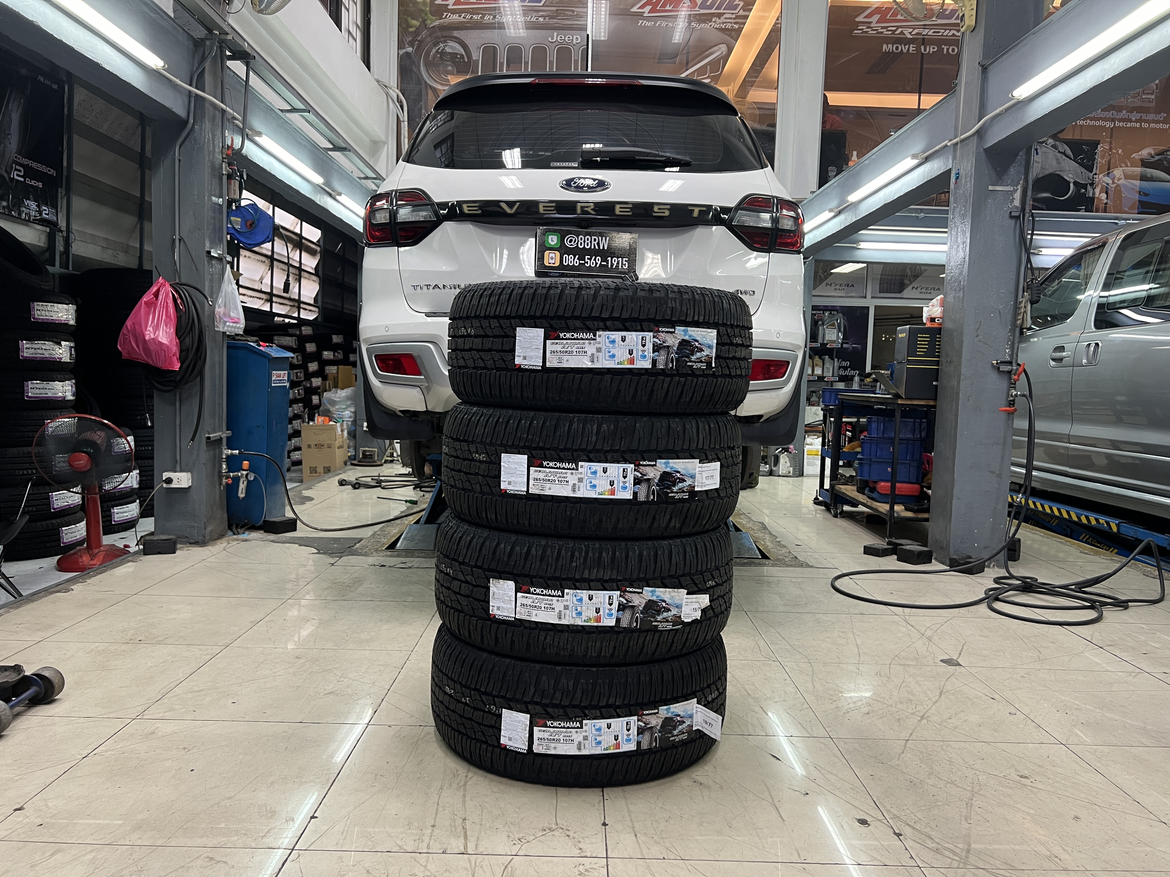 FORD EVEREST เข้ารับบริการเปลี่ยนยางรถยนต์ และ ซ่อมบำรุงช่วงล่าง