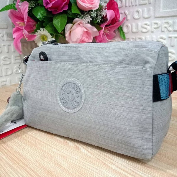 กระเป๋าสะพายkipling ผ้าไนล่อน คิปลิ้ง กระเป๋าคิปริ้ง outlet แท้