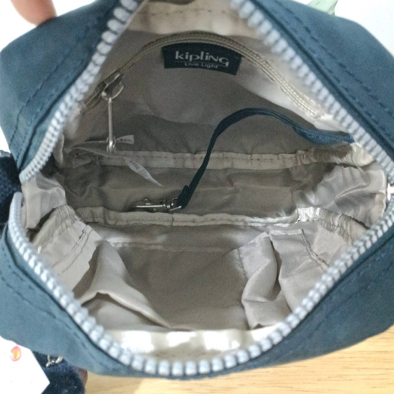 กระเป๋า KIPLING Unisex คิปลิ้ง ไนล่อน K23511 ของแท้ outlet