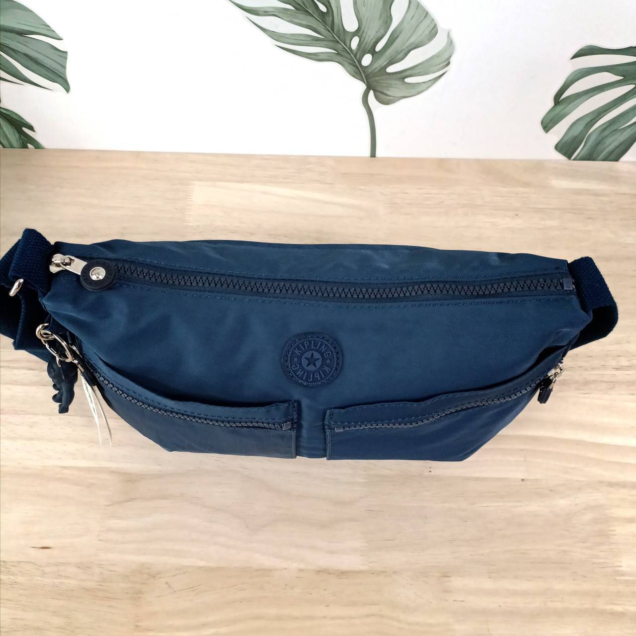 กระเป๋าคิปลิ้ง KIPLING กระเป๋าสะพายข้าง รุ่น Izellah